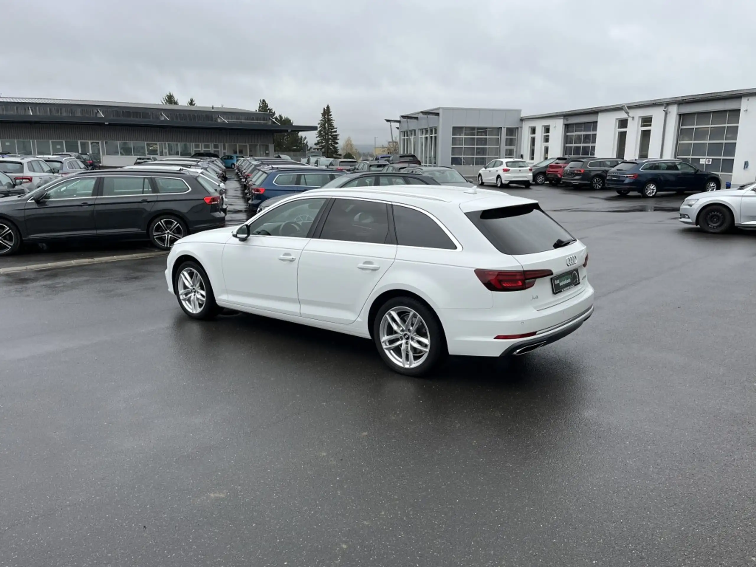 Audi - A4