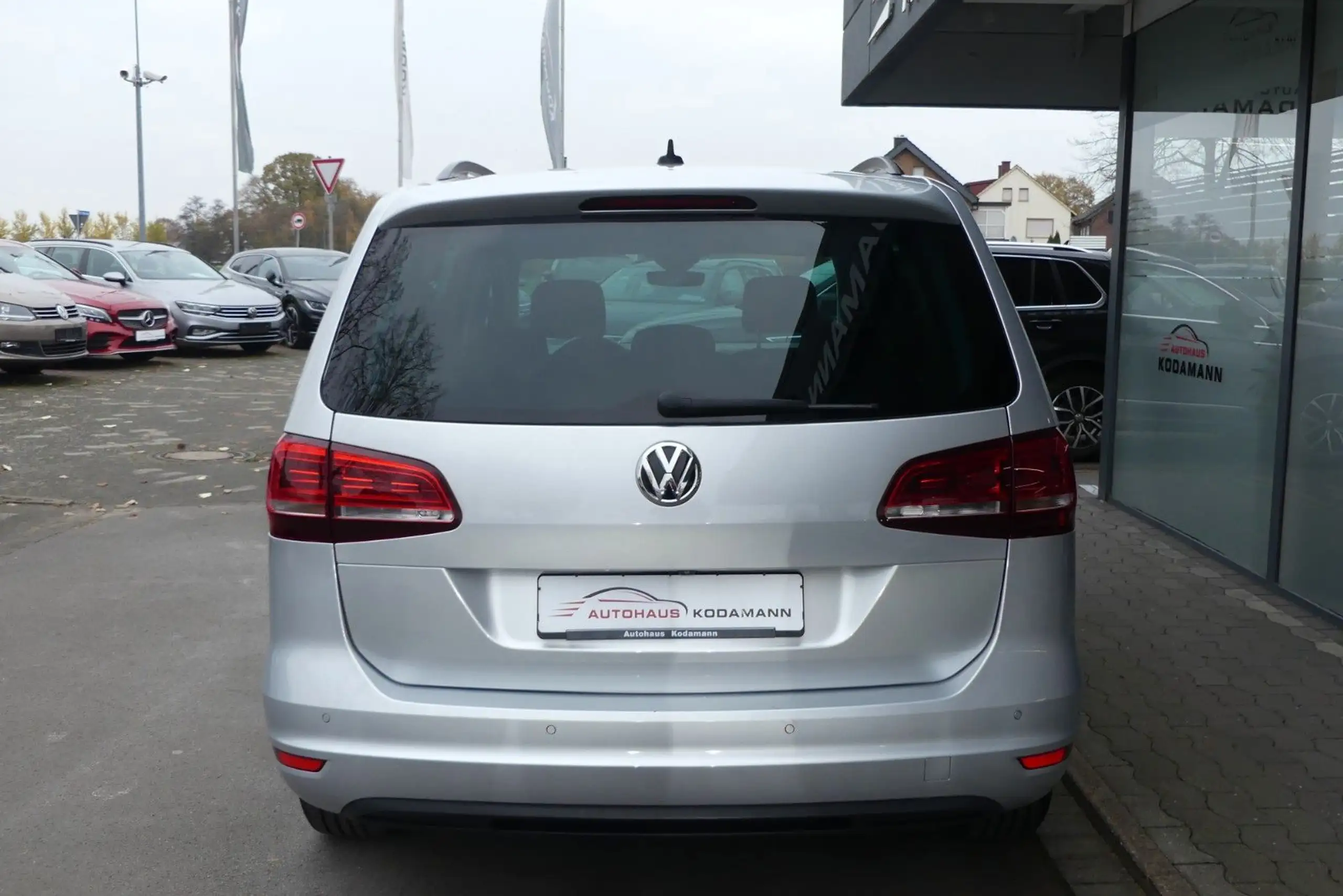 Volkswagen - Sharan