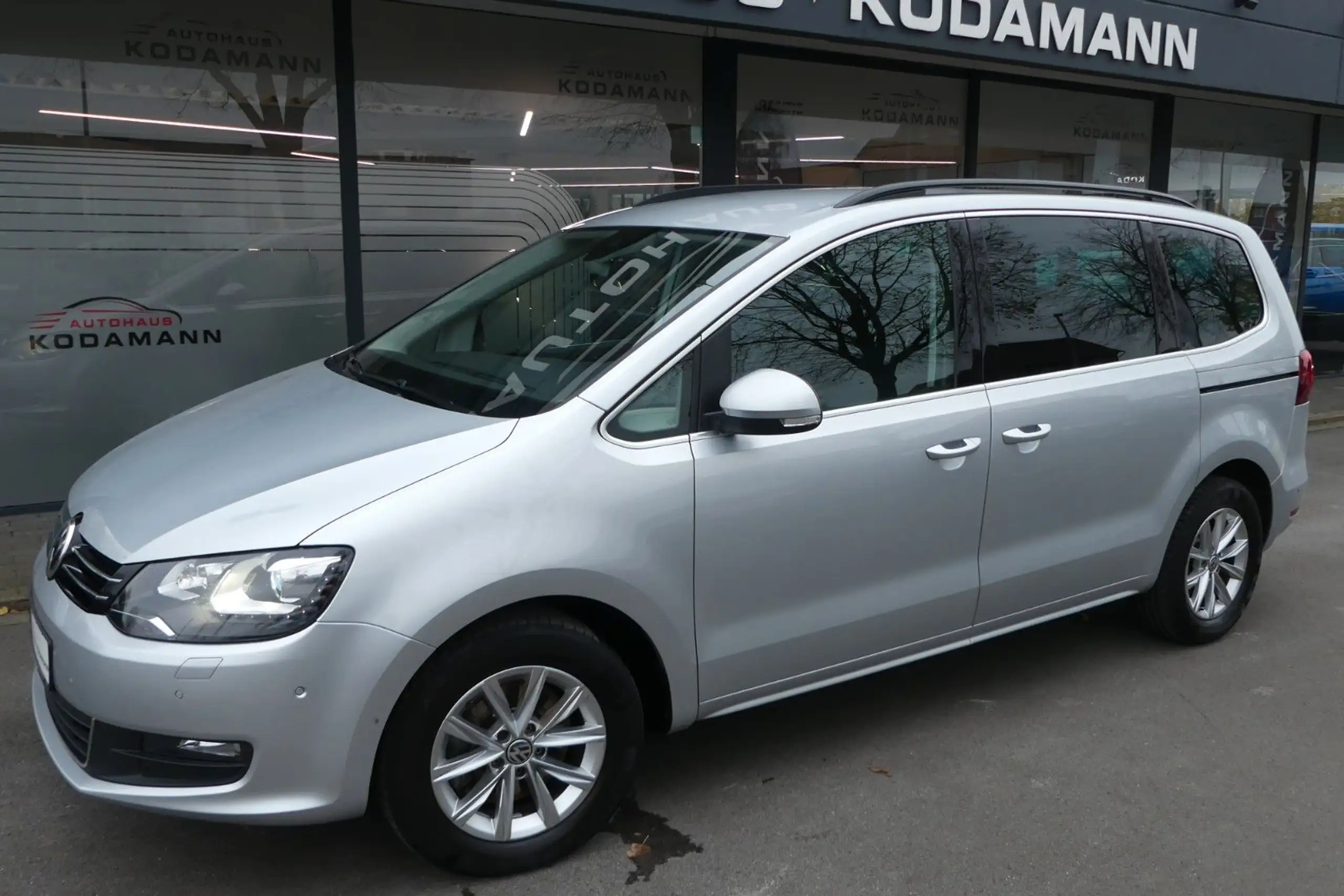 Volkswagen - Sharan