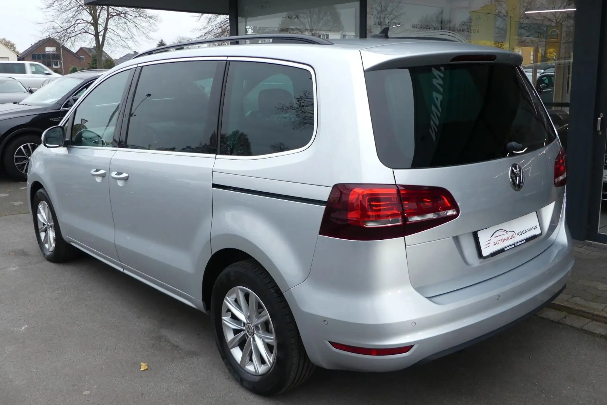 Volkswagen - Sharan