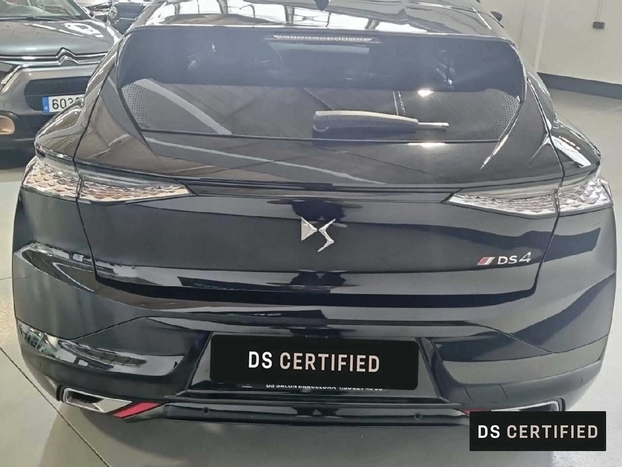 DS Automobiles - DS 4