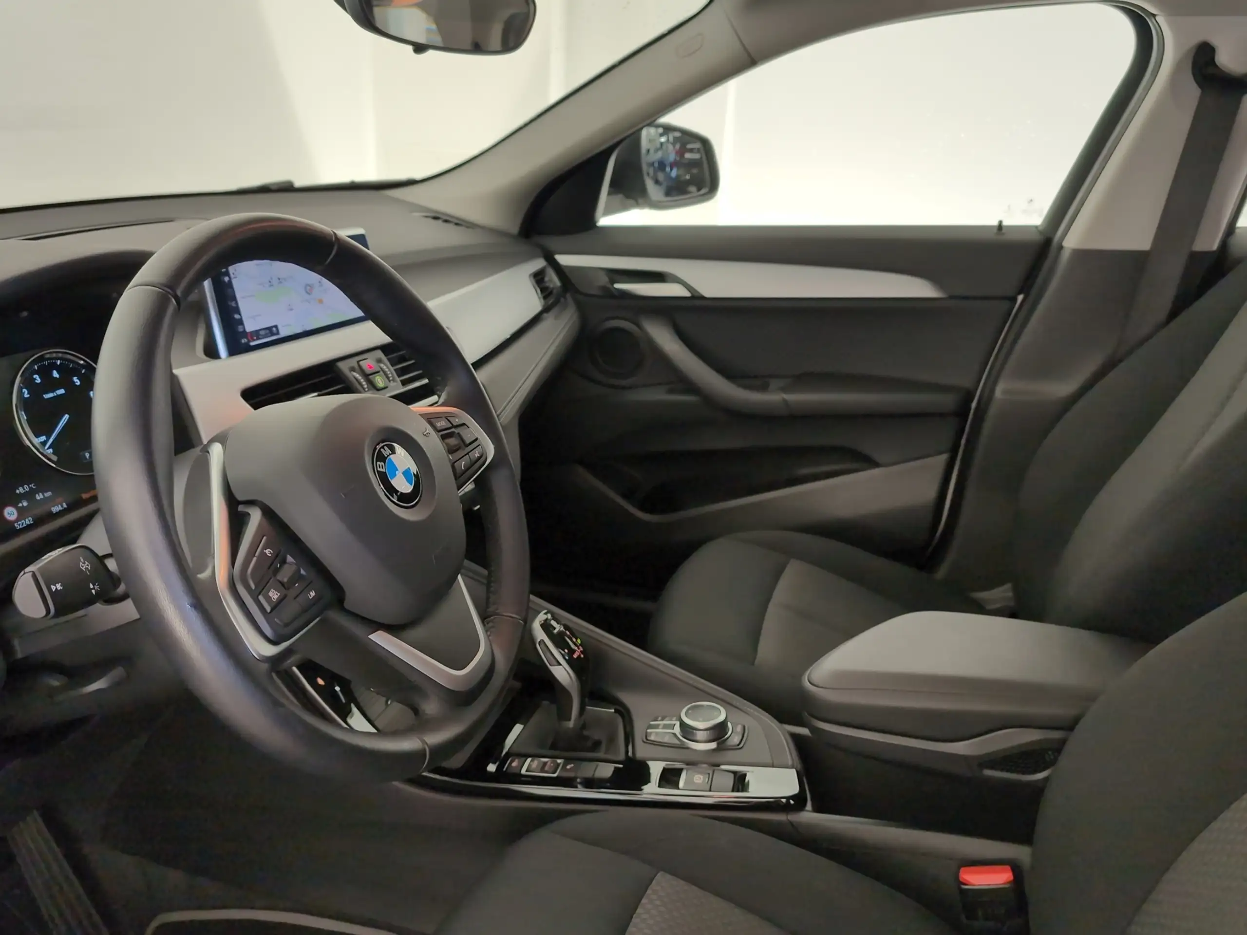 BMW - X2