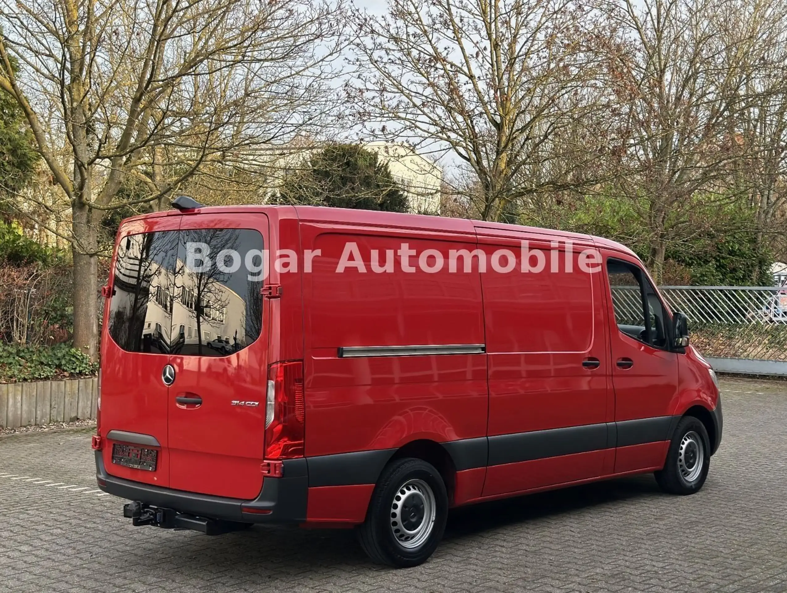 Mercedes-Benz - Sprinter