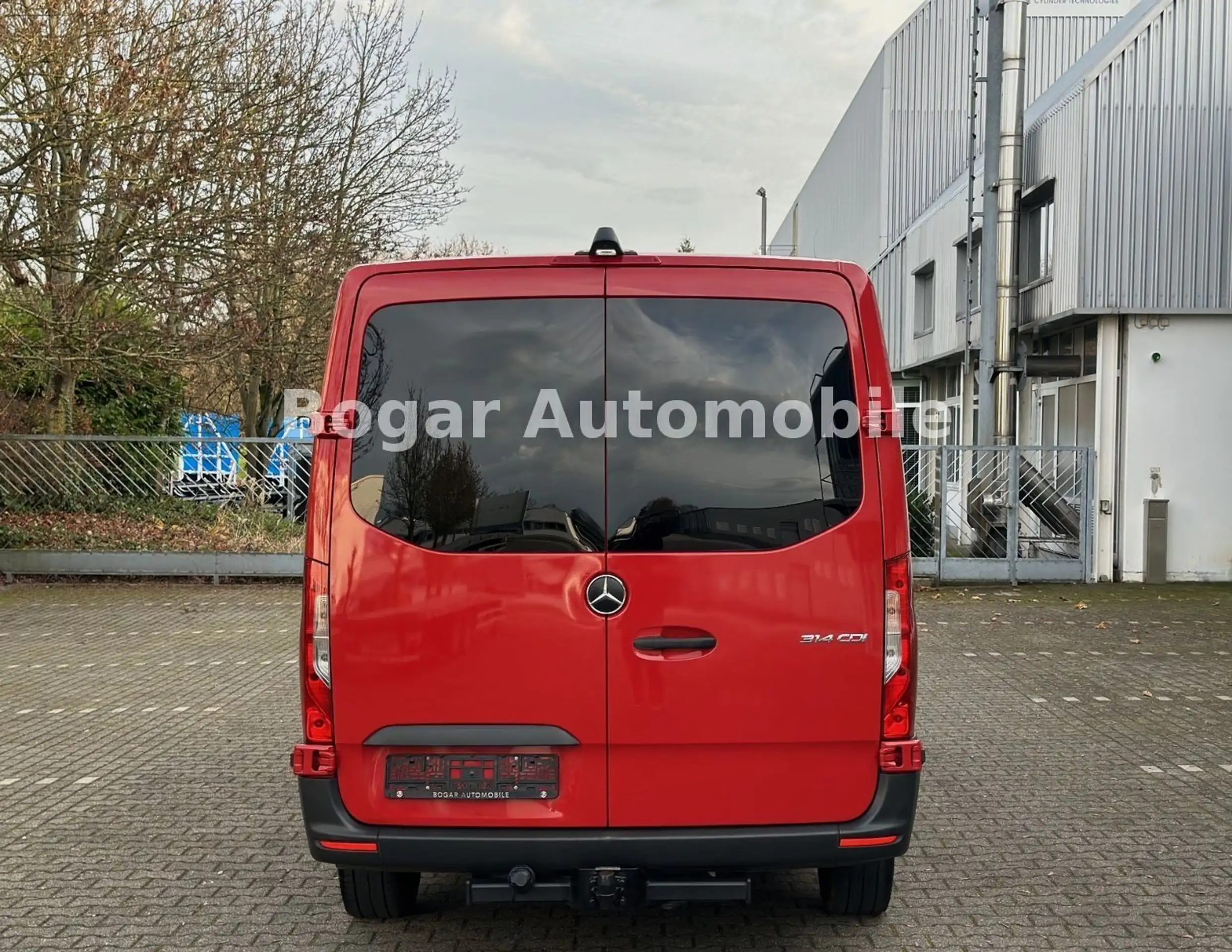 Mercedes-Benz - Sprinter