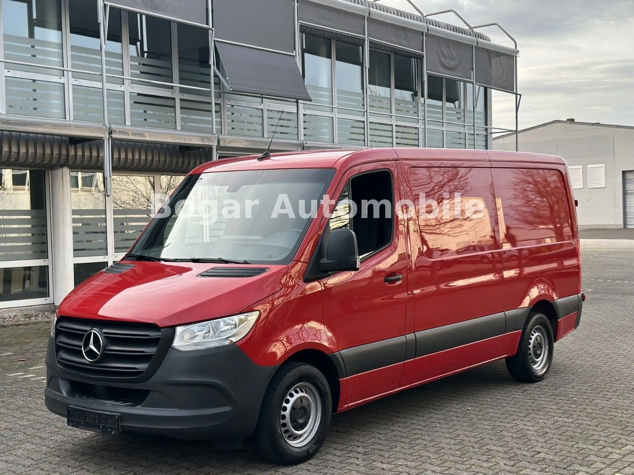 Mercedes-Benz - Sprinter