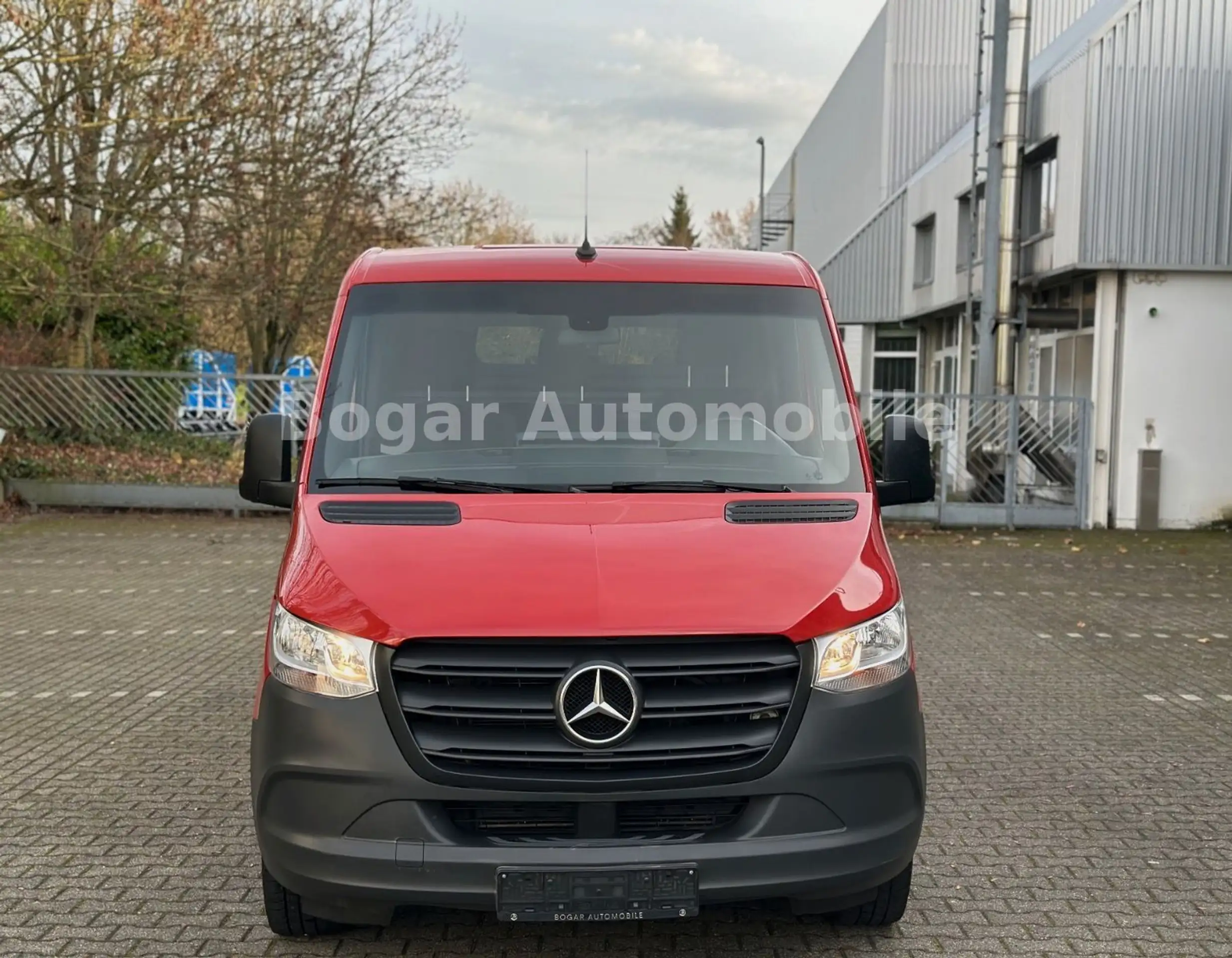 Mercedes-Benz - Sprinter