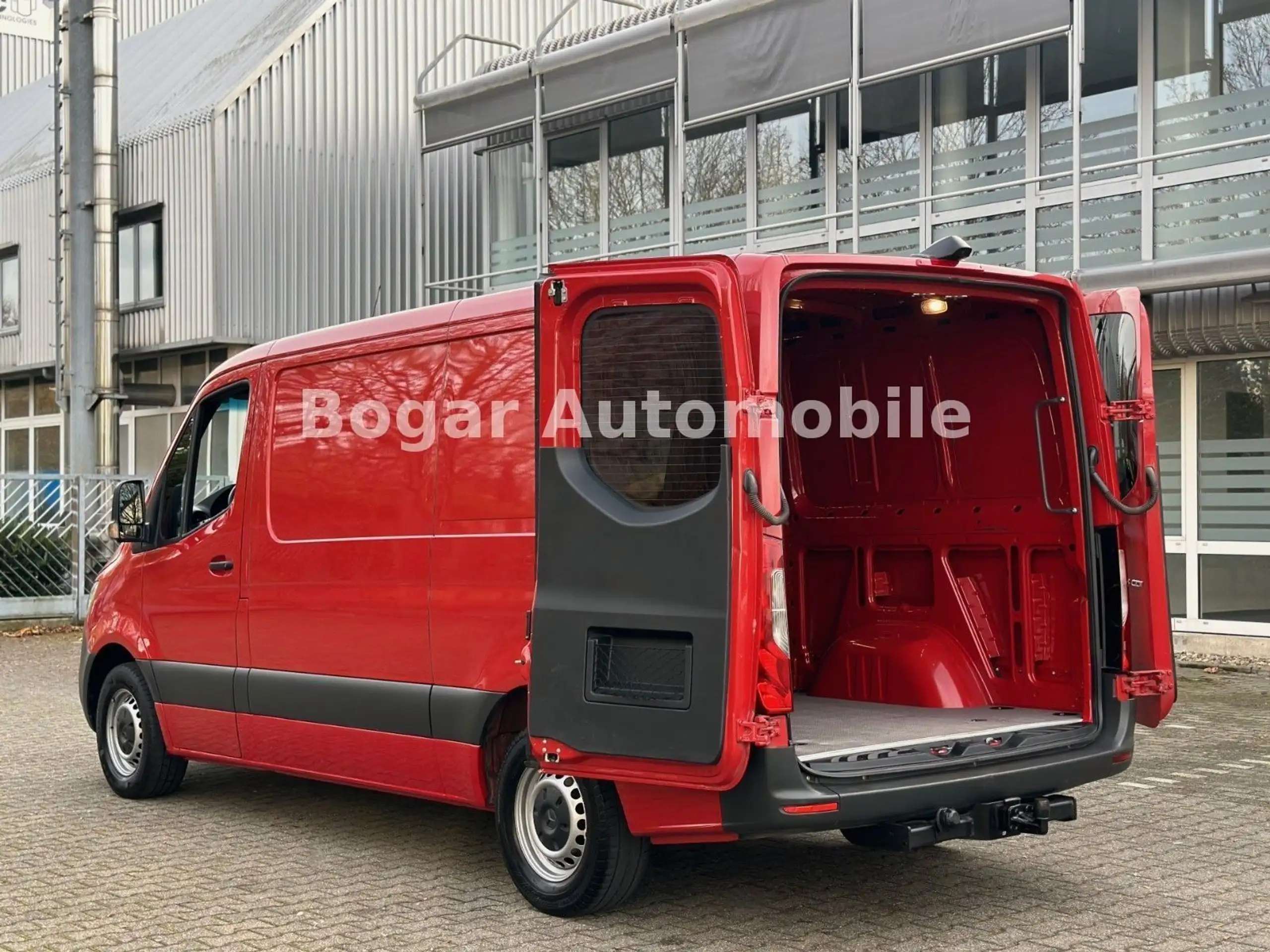 Mercedes-Benz - Sprinter