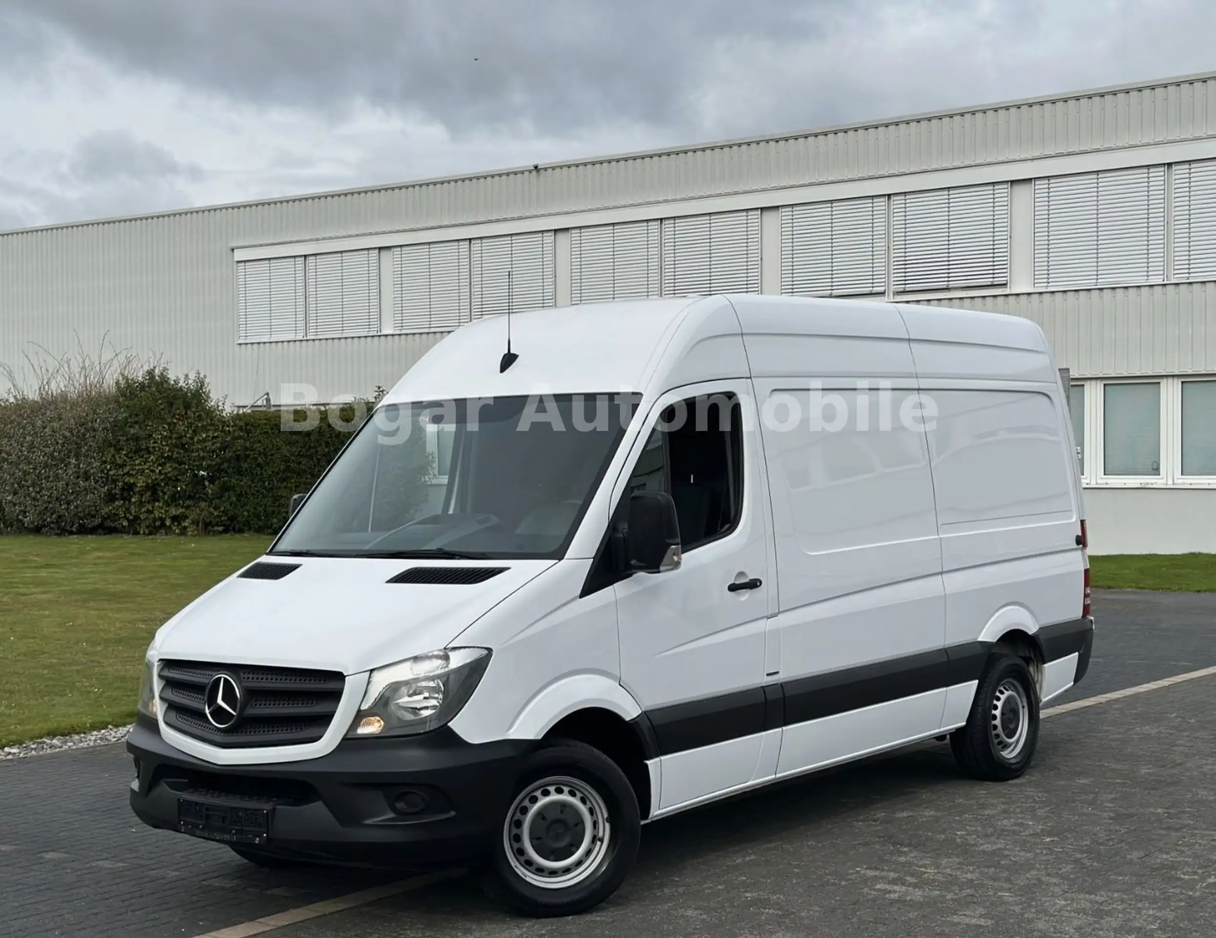 Mercedes-Benz - Sprinter