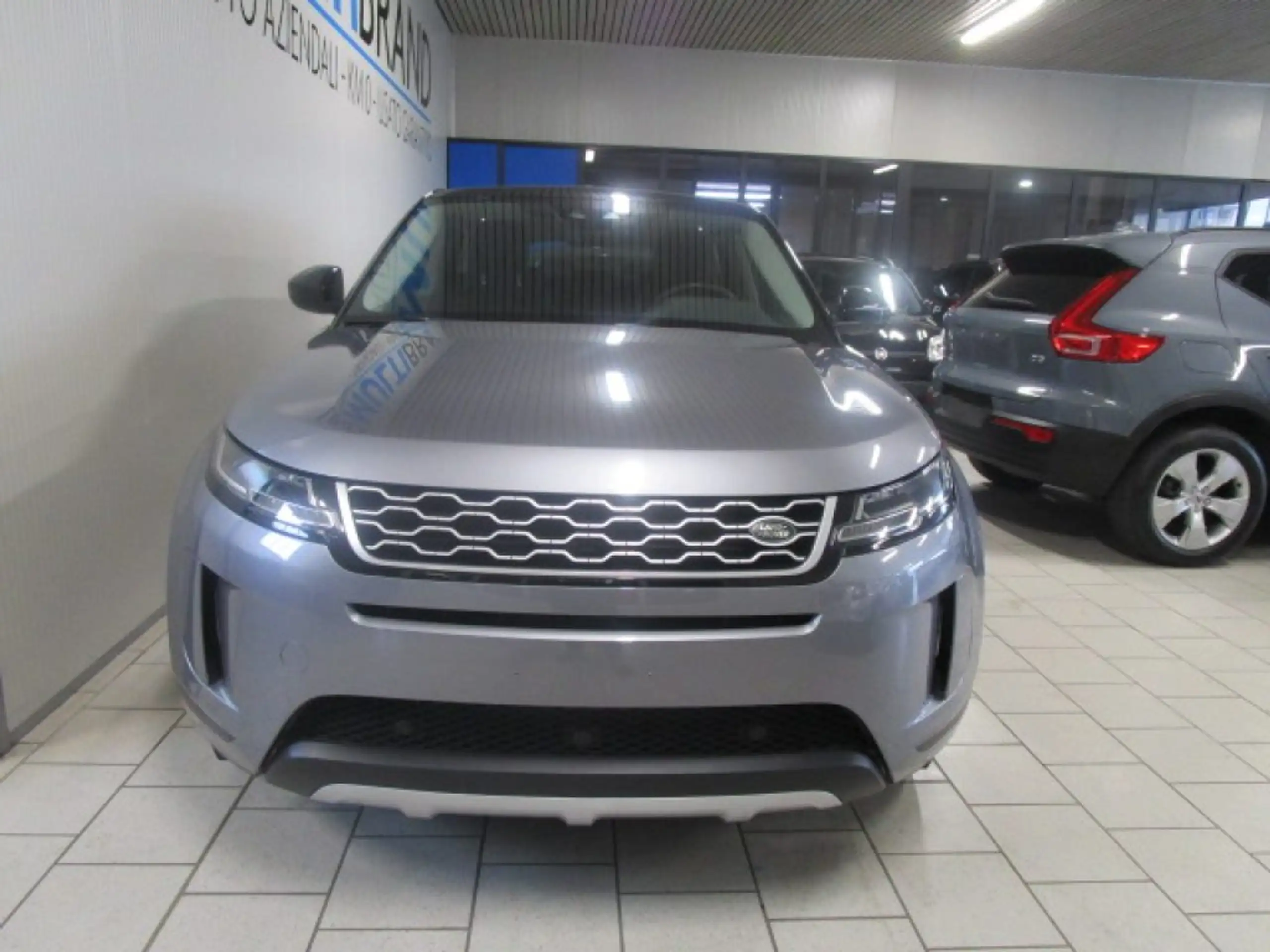 Land Rover - Range Rover Evoque