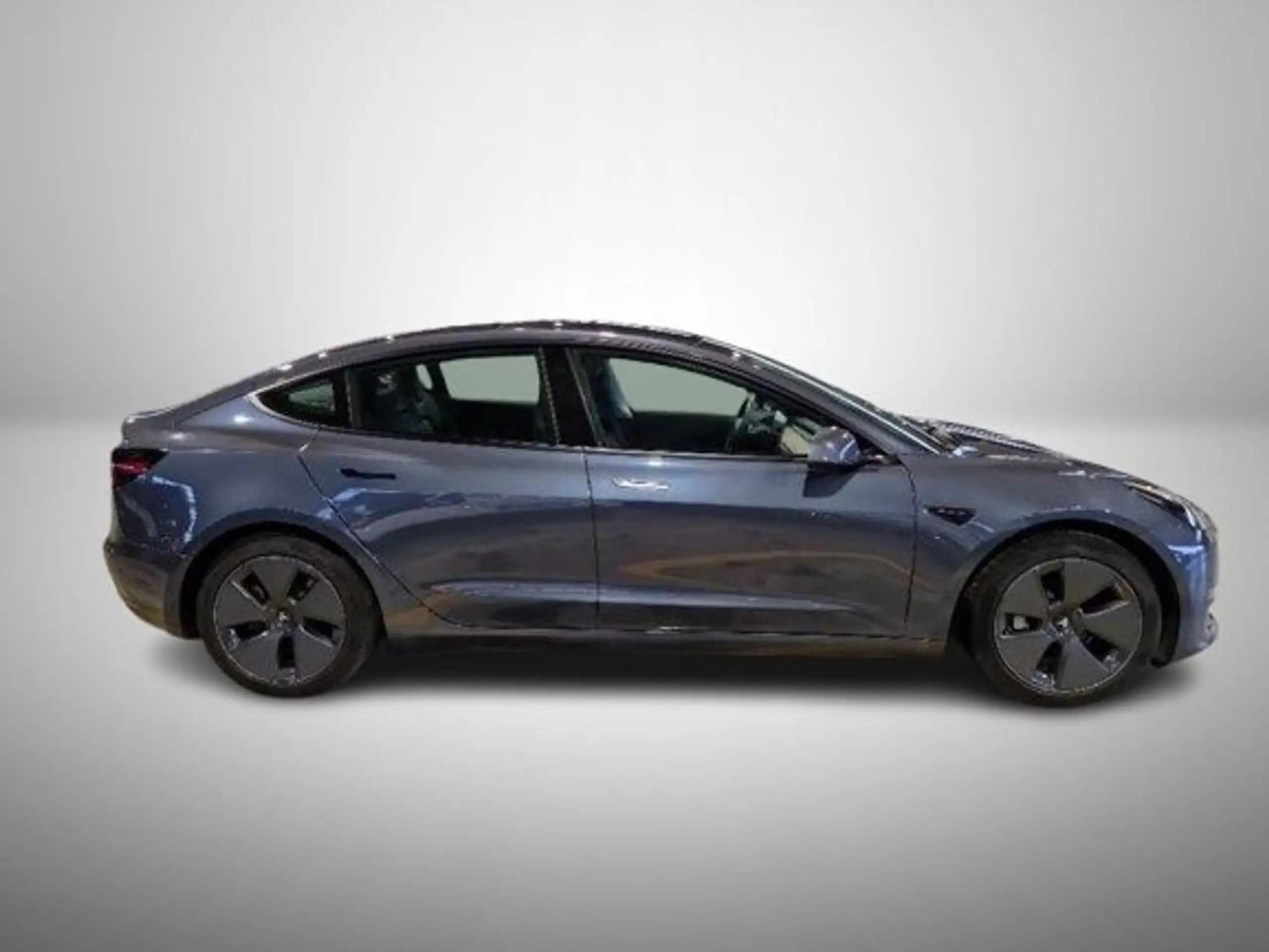 Tesla - Model 3