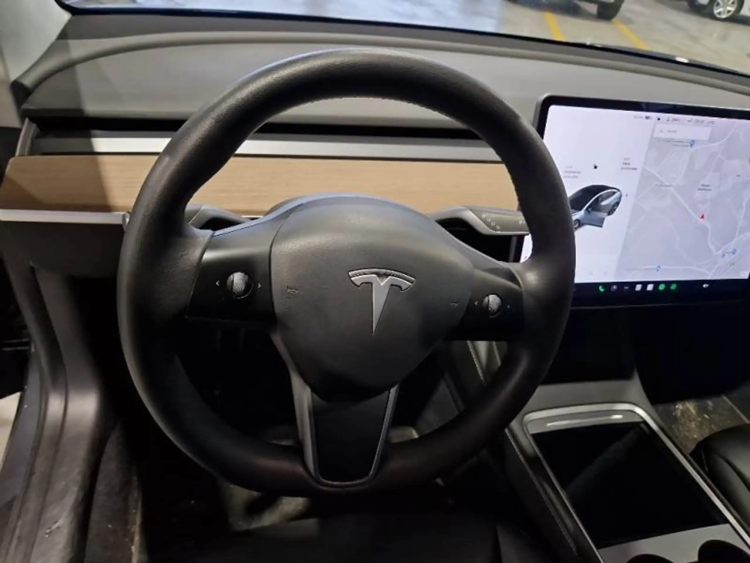 Tesla - Model 3