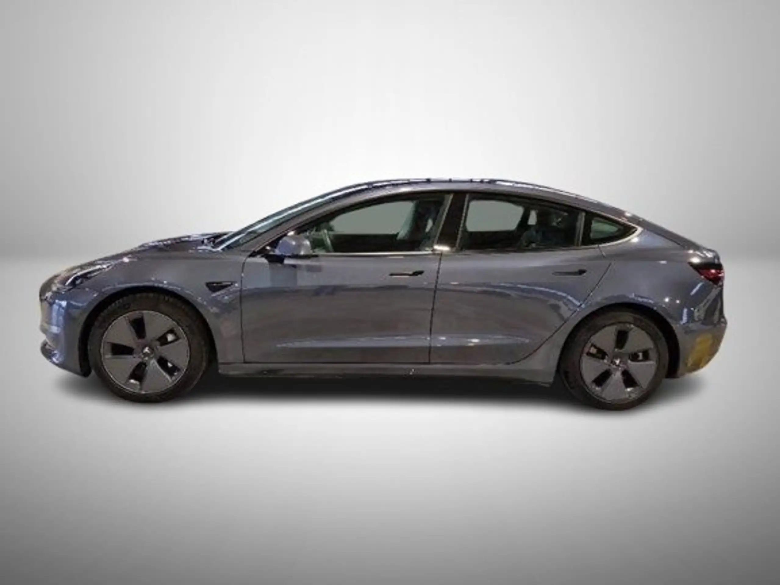 Tesla - Model 3