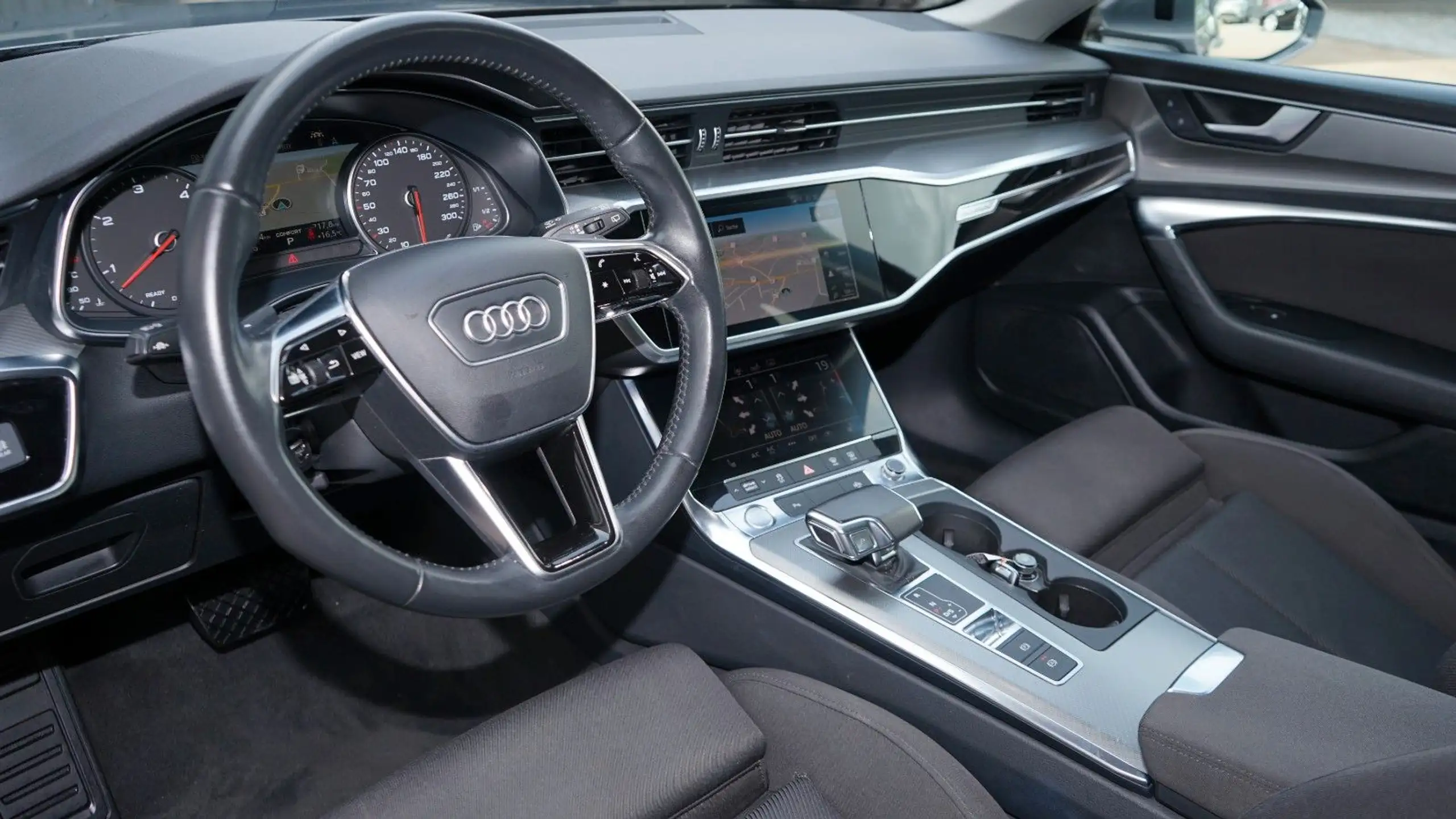 Audi - A6