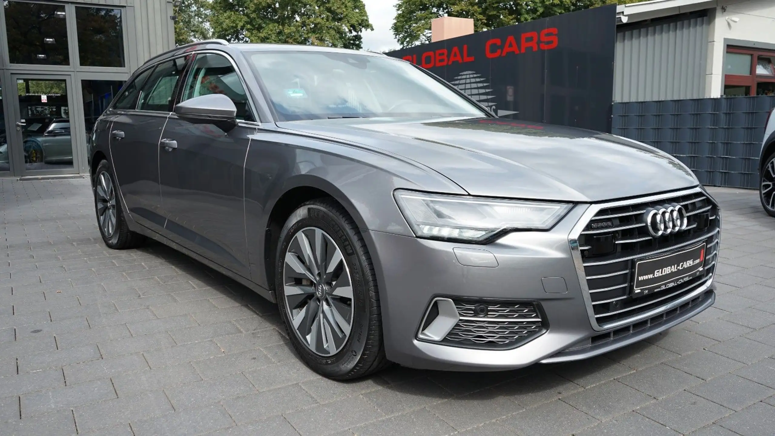 Audi - A6