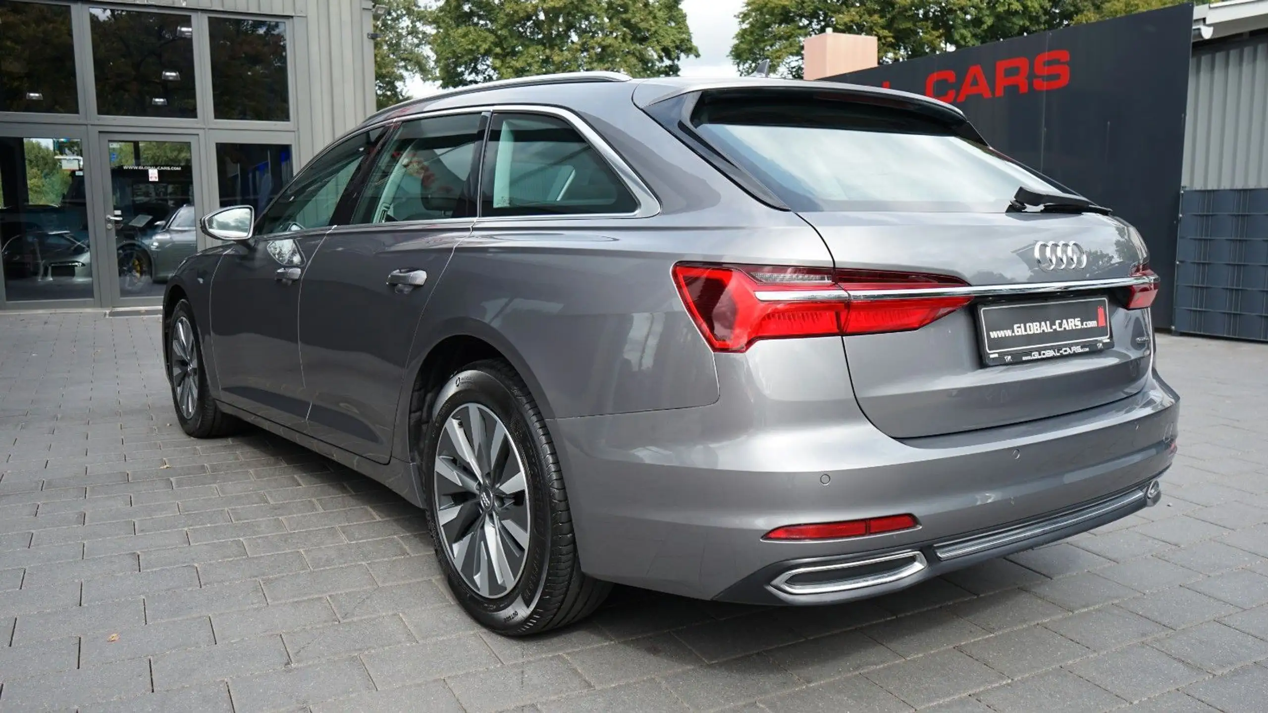 Audi - A6