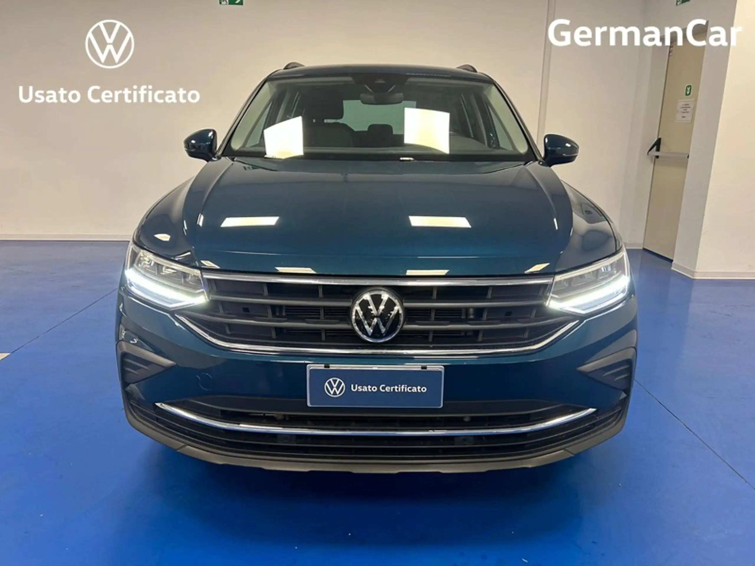 Volkswagen - Tiguan