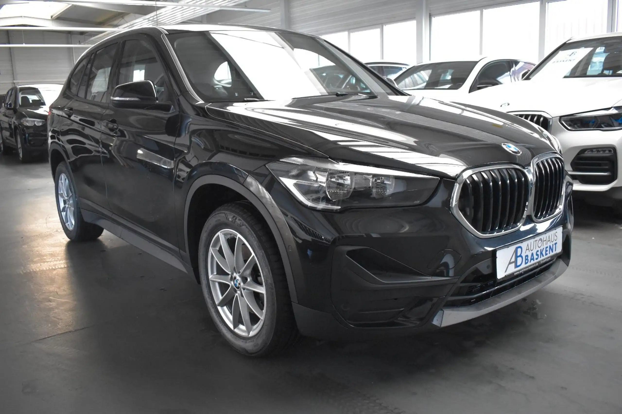 BMW - X1