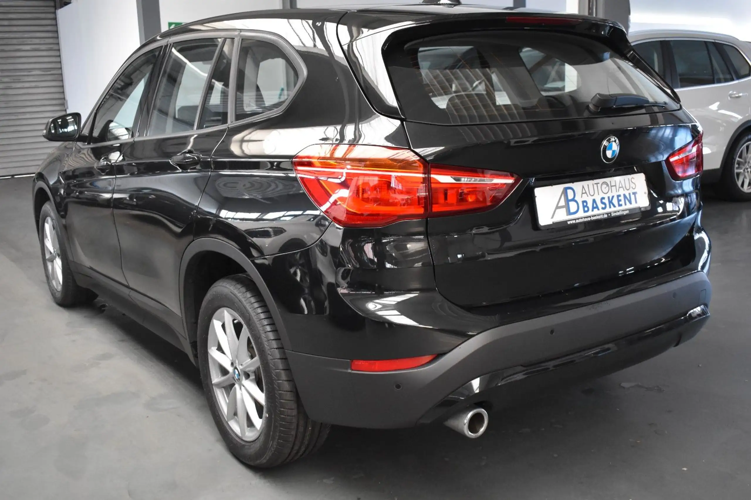 BMW - X1