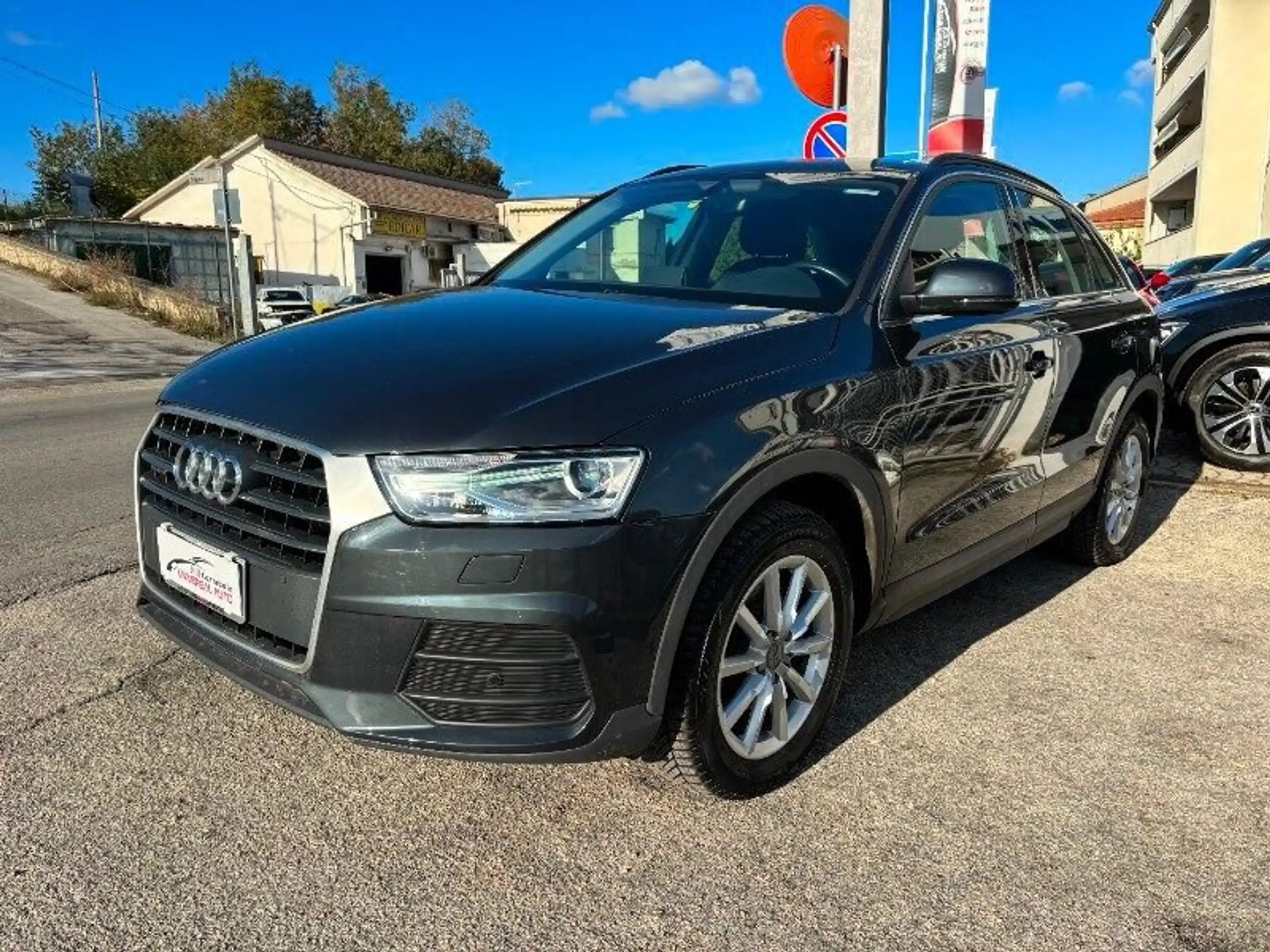 Audi - Q3