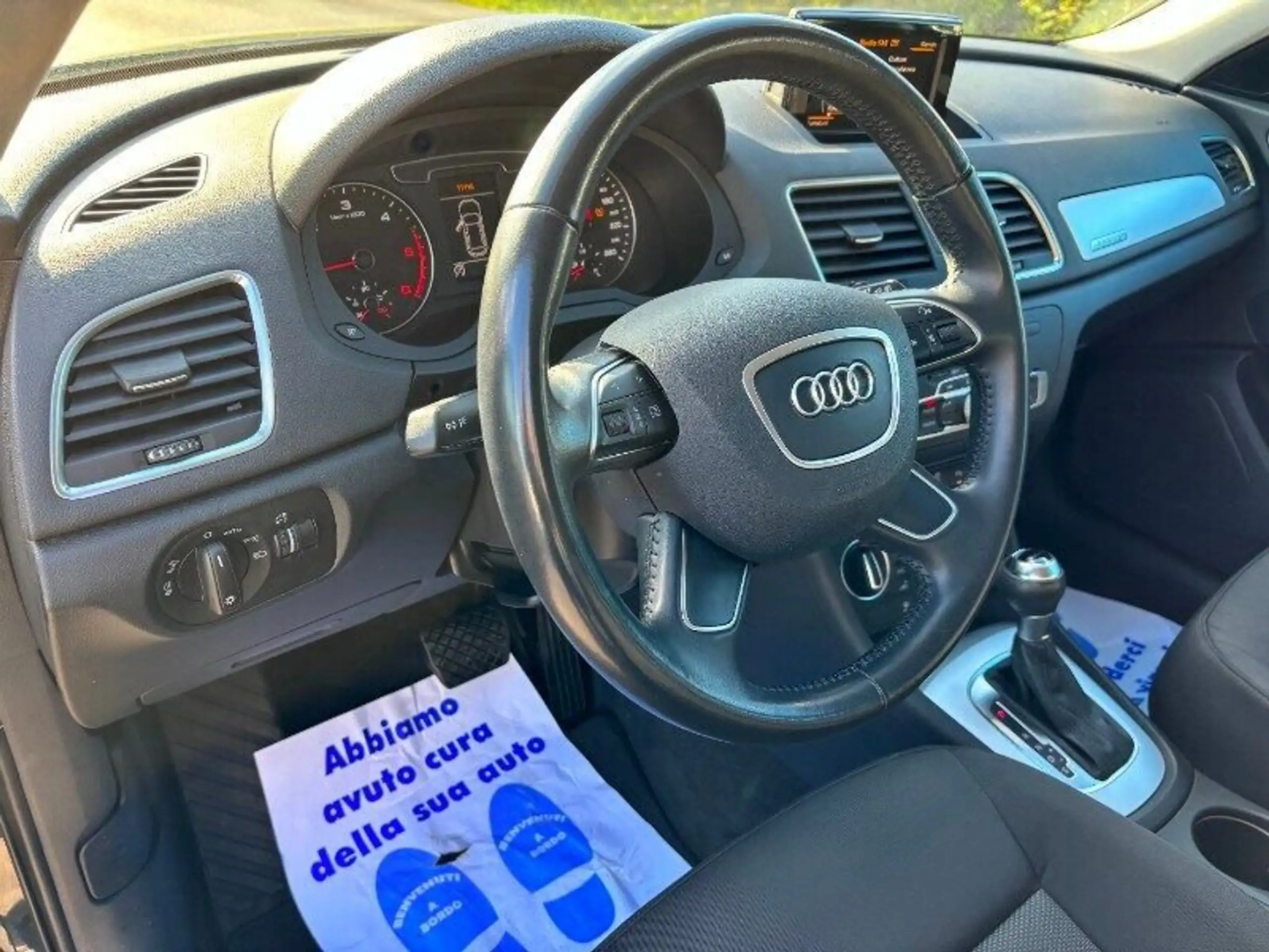 Audi - Q3