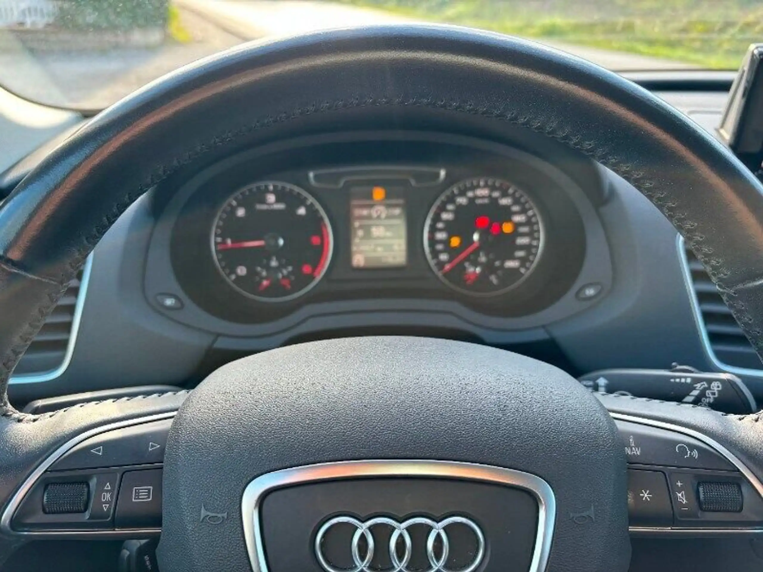 Audi - Q3