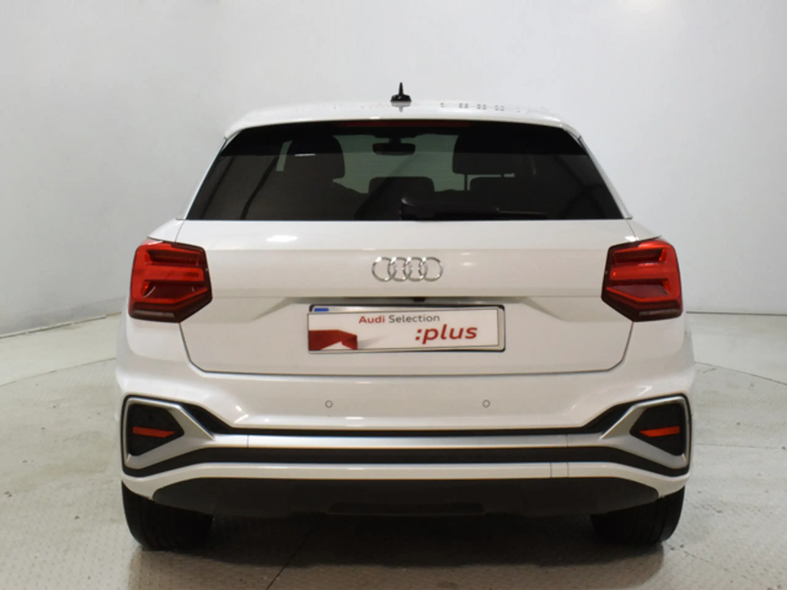 Audi - Q2