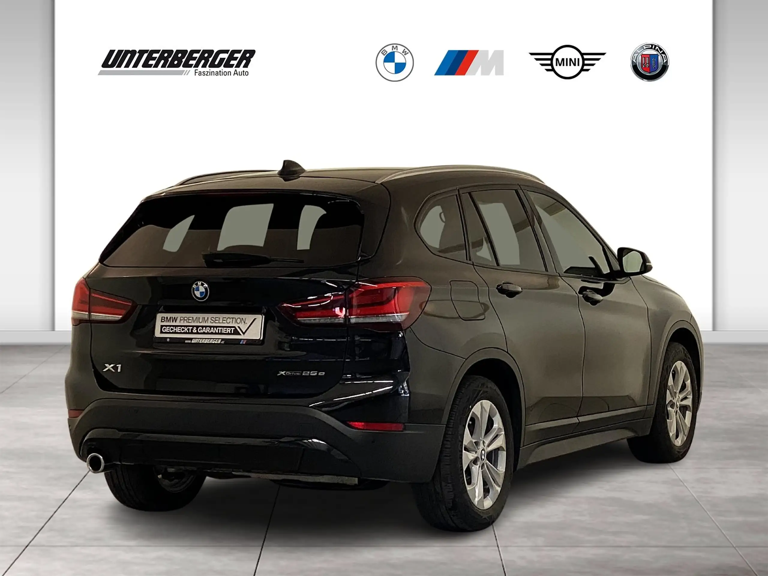 BMW - X1