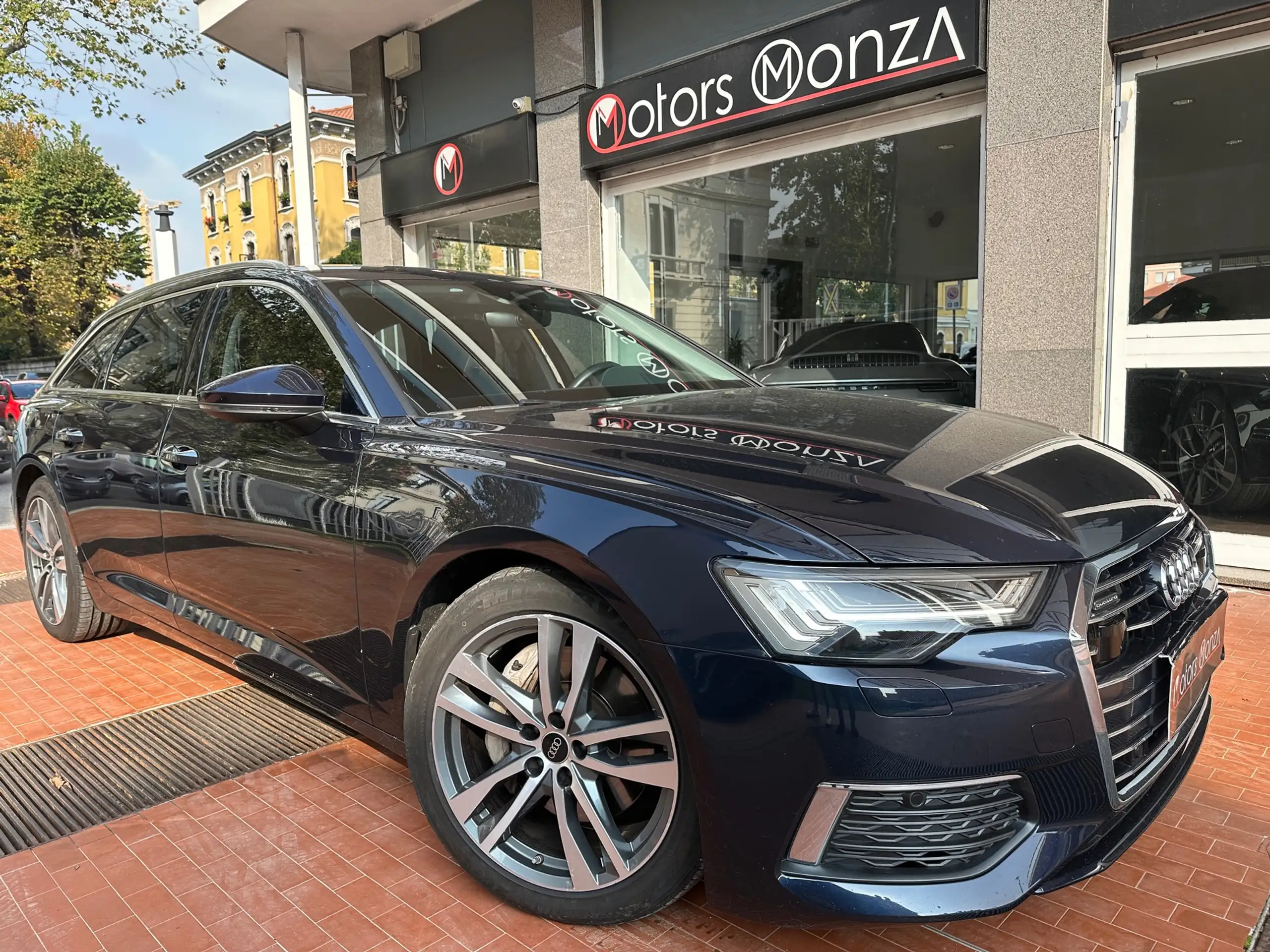 Audi - A6