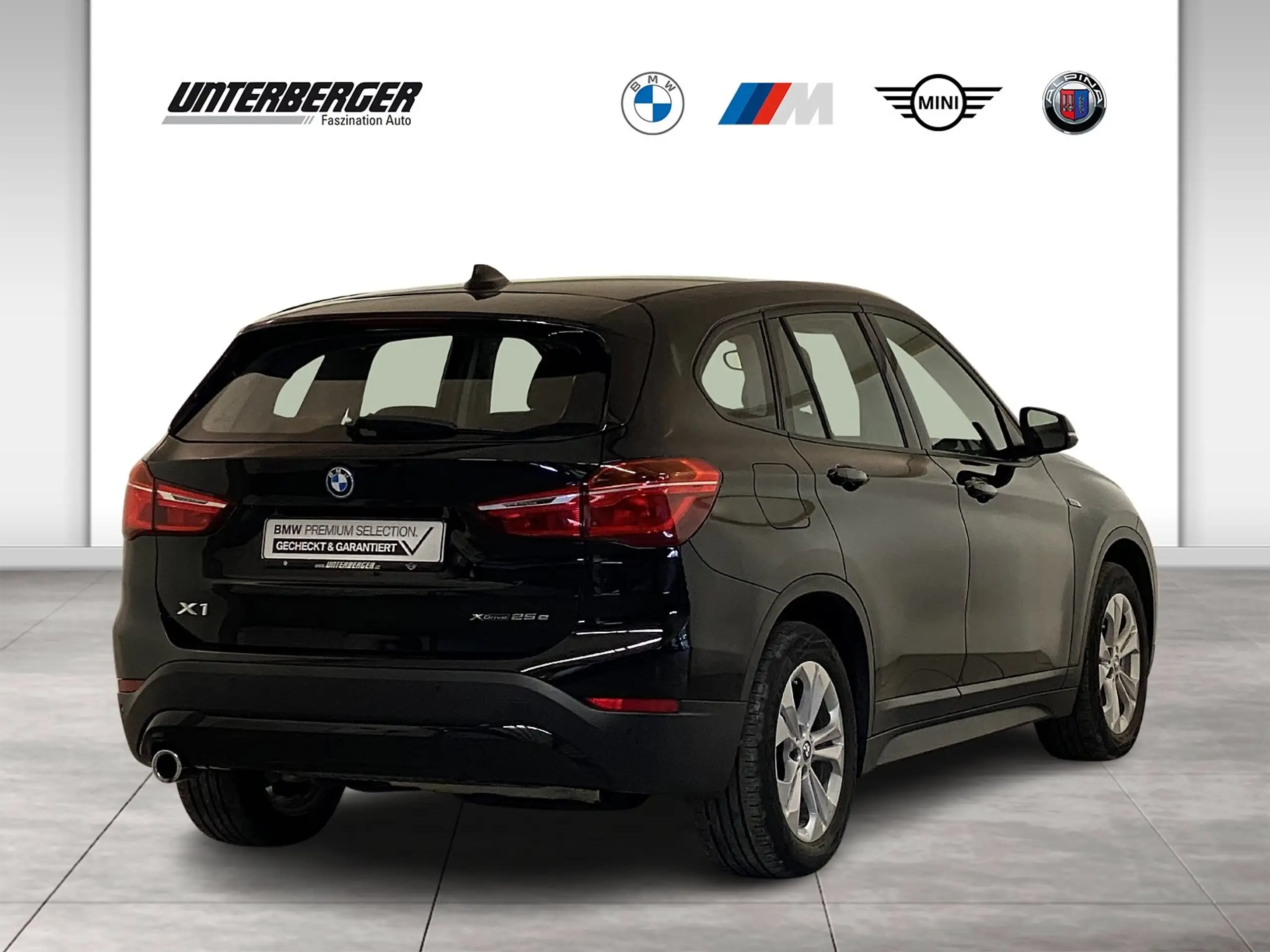 BMW - X1