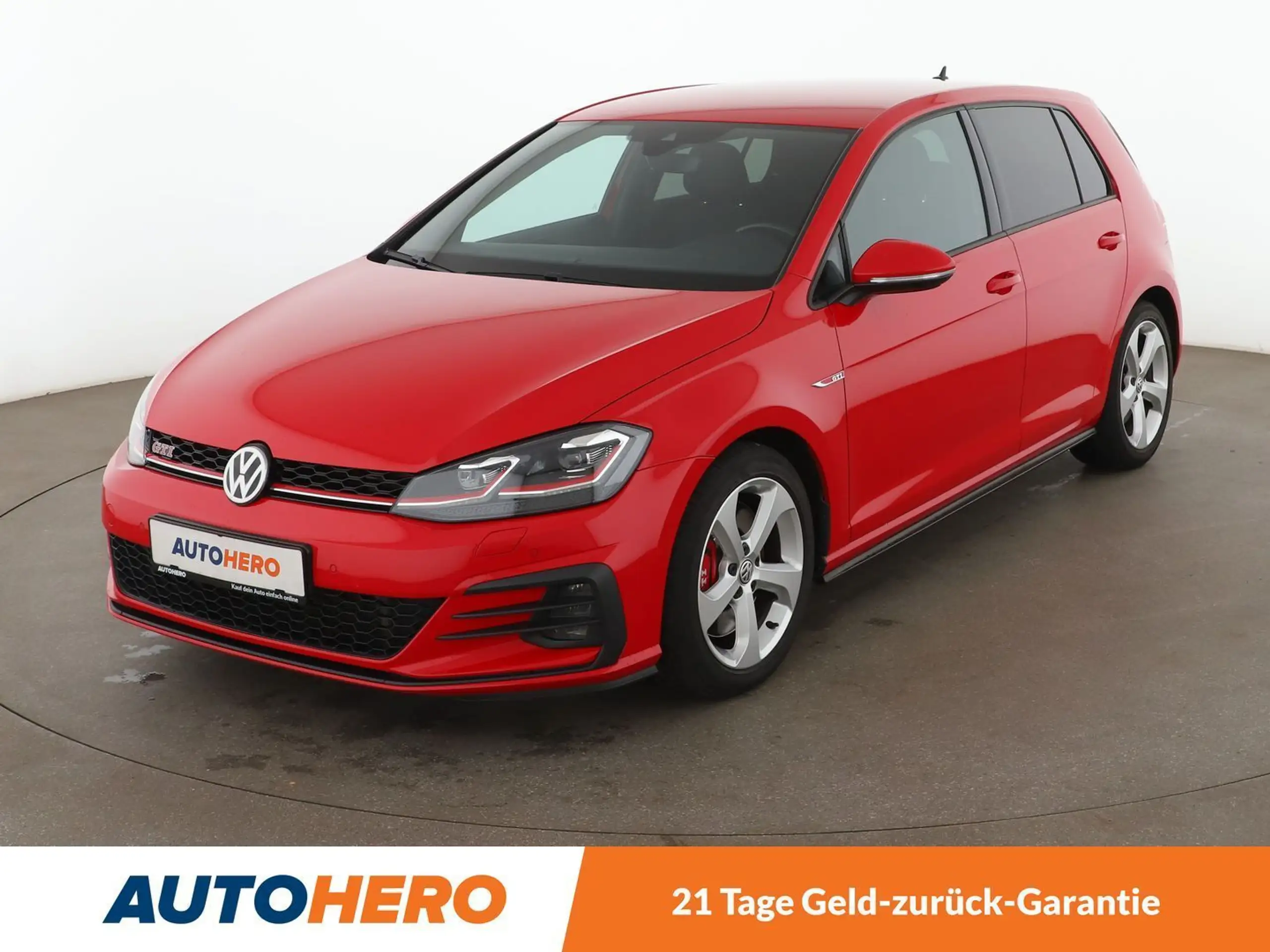 Volkswagen - Golf GTI