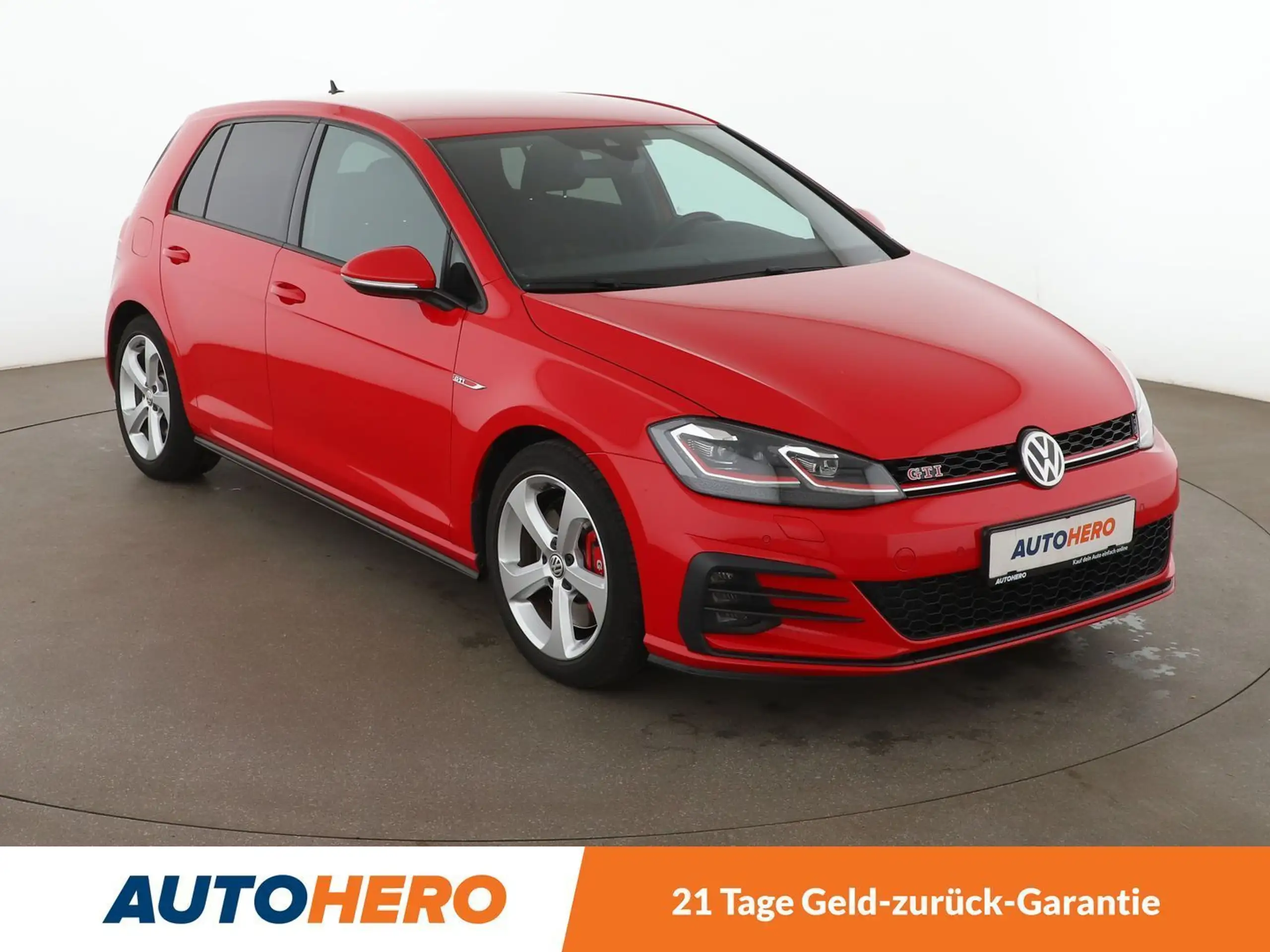 Volkswagen - Golf GTI