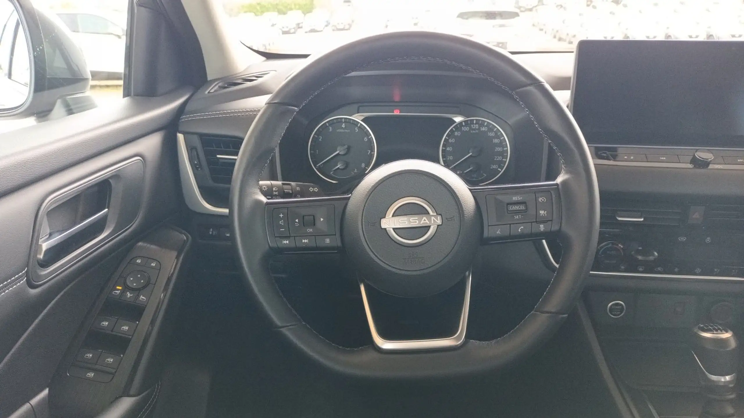 Nissan - Qashqai