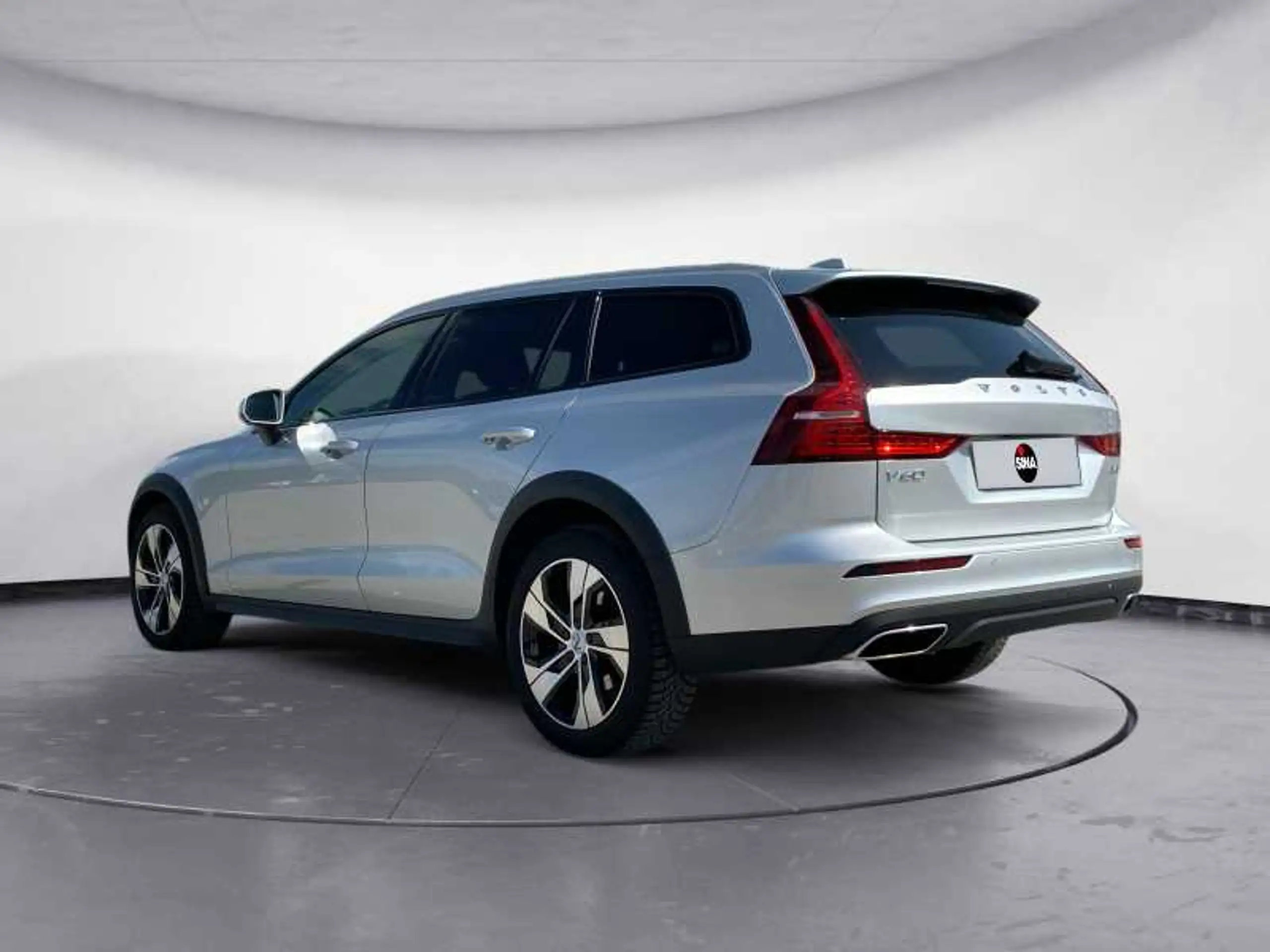 Volvo - V60 Cross Country