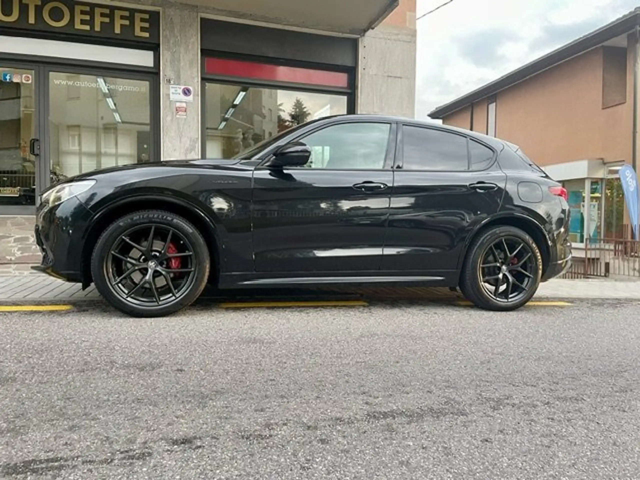 Alfa Romeo Stelvio 2021