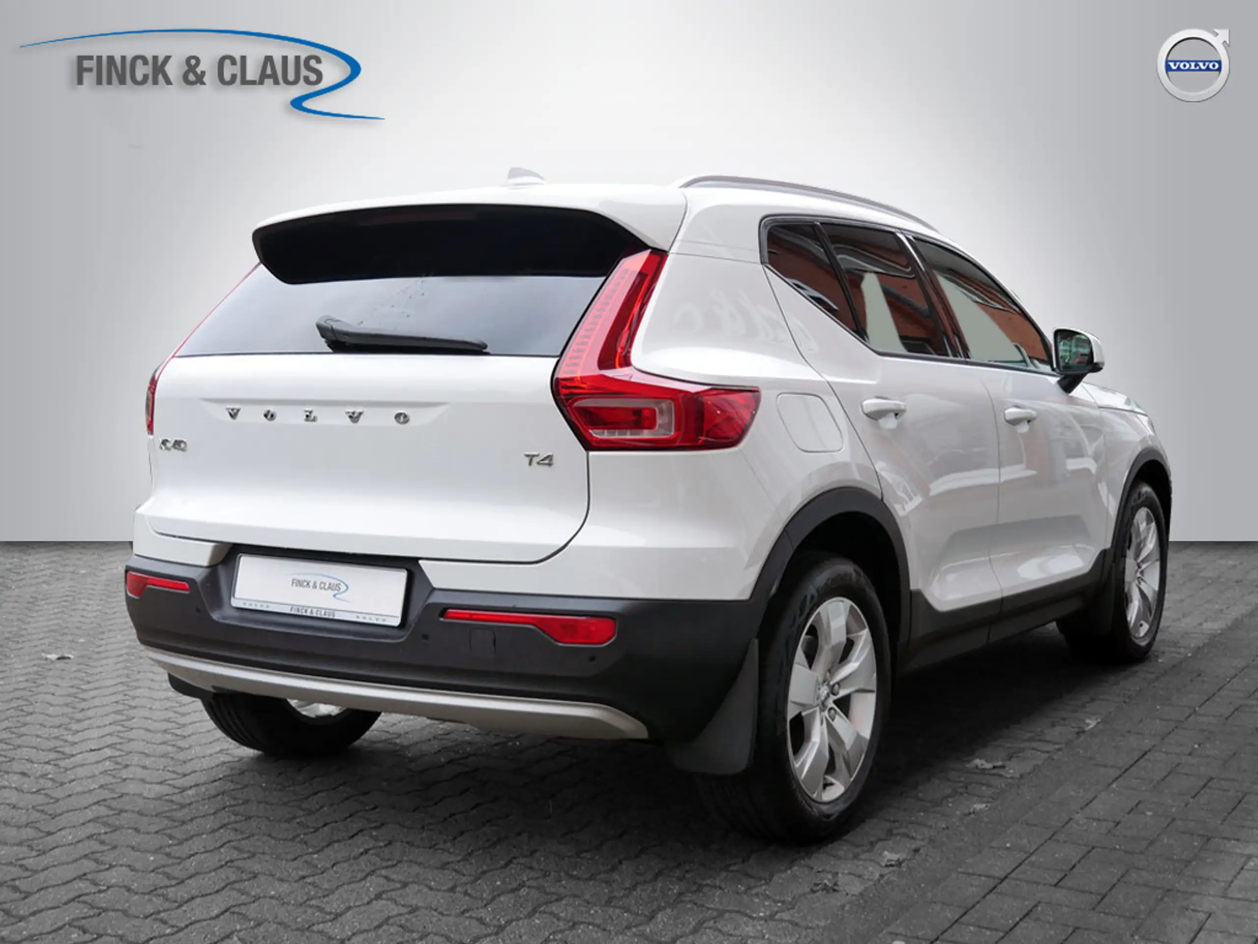 Volvo - XC40