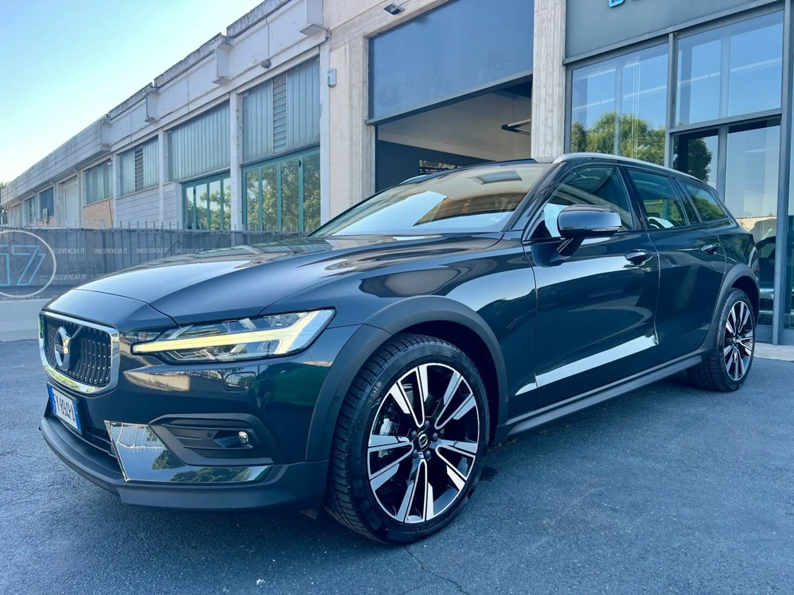 Volvo V60 Cross Country 2019