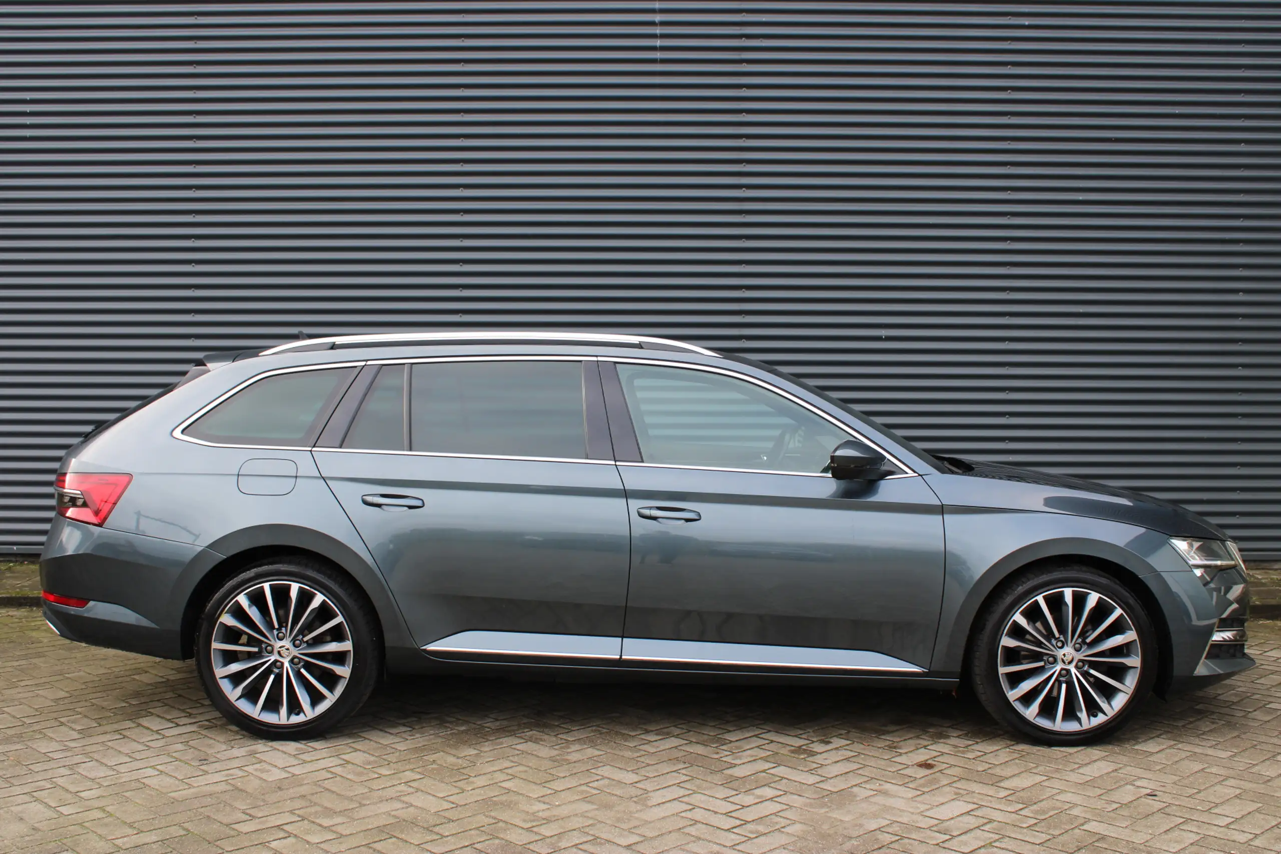 Skoda - Superb