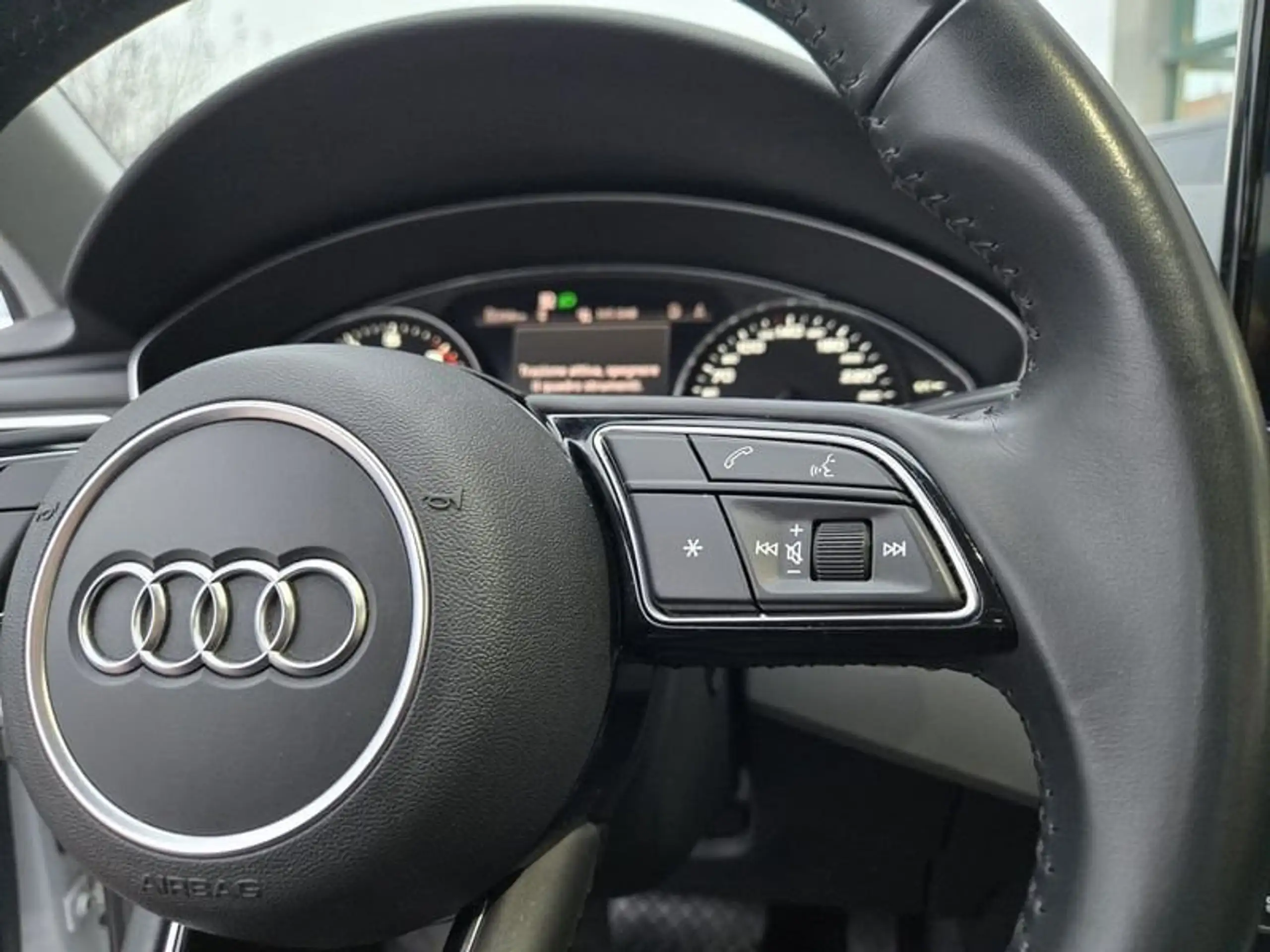 Audi - A4