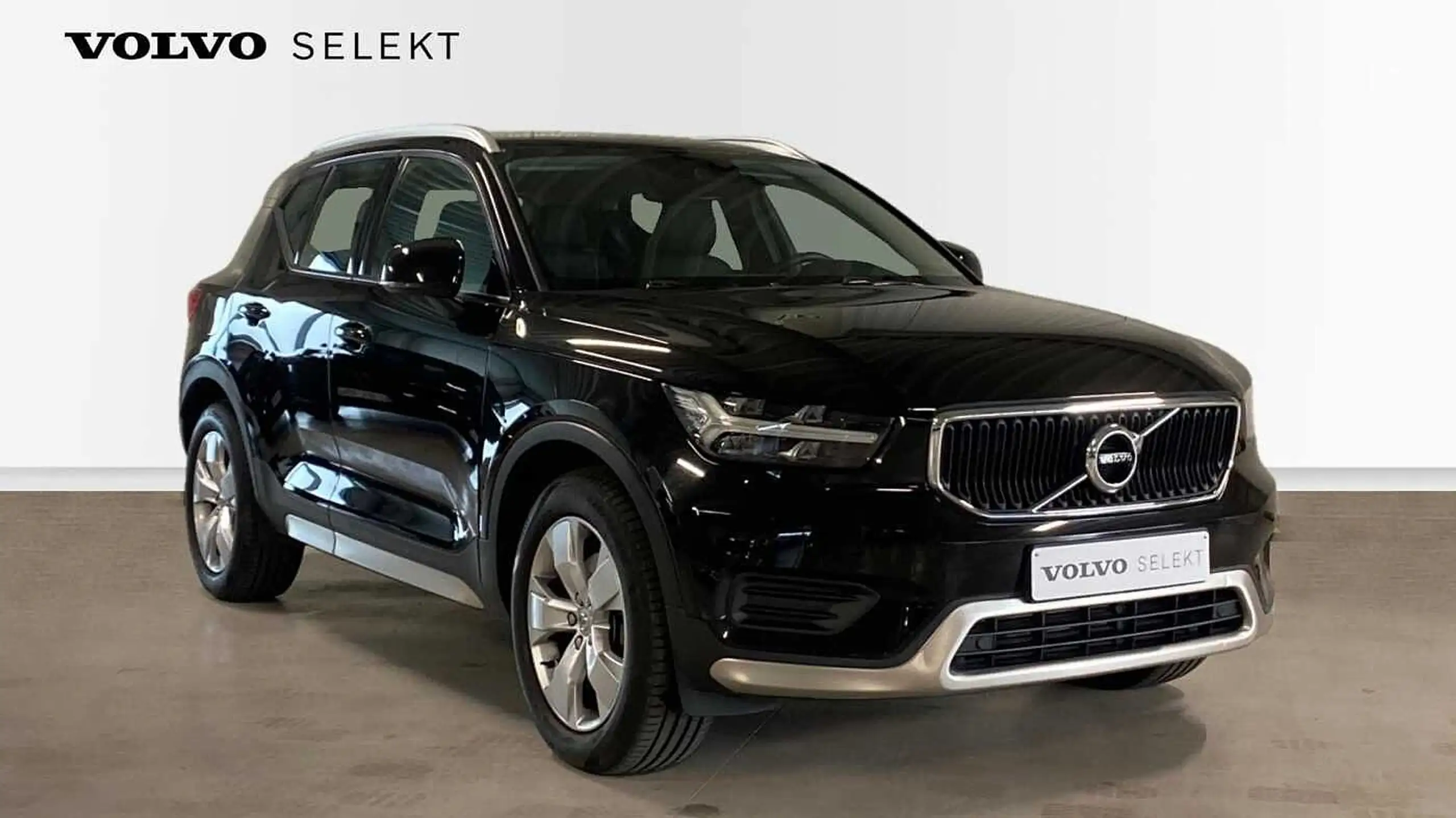 Volvo - XC40