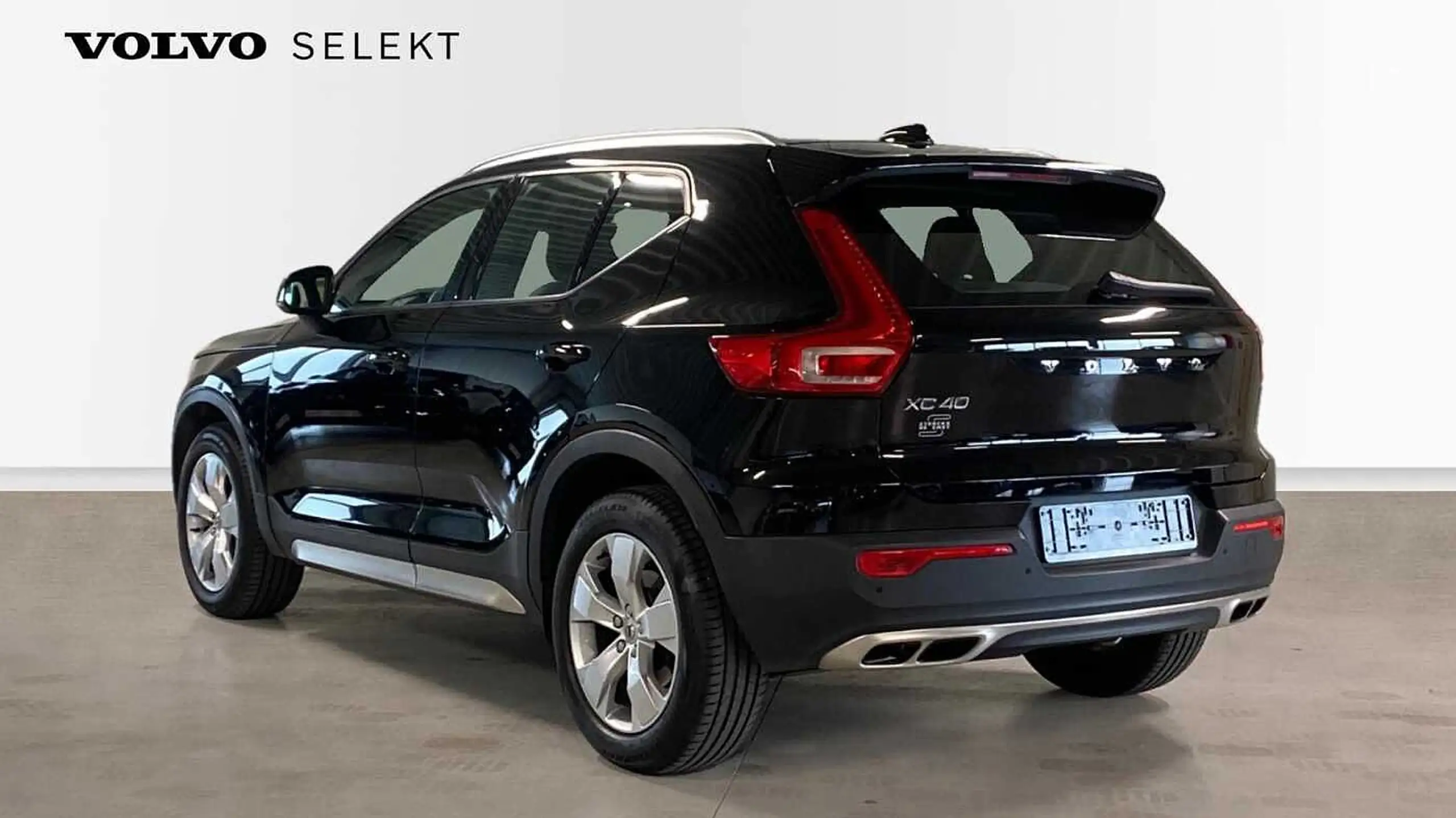 Volvo - XC40