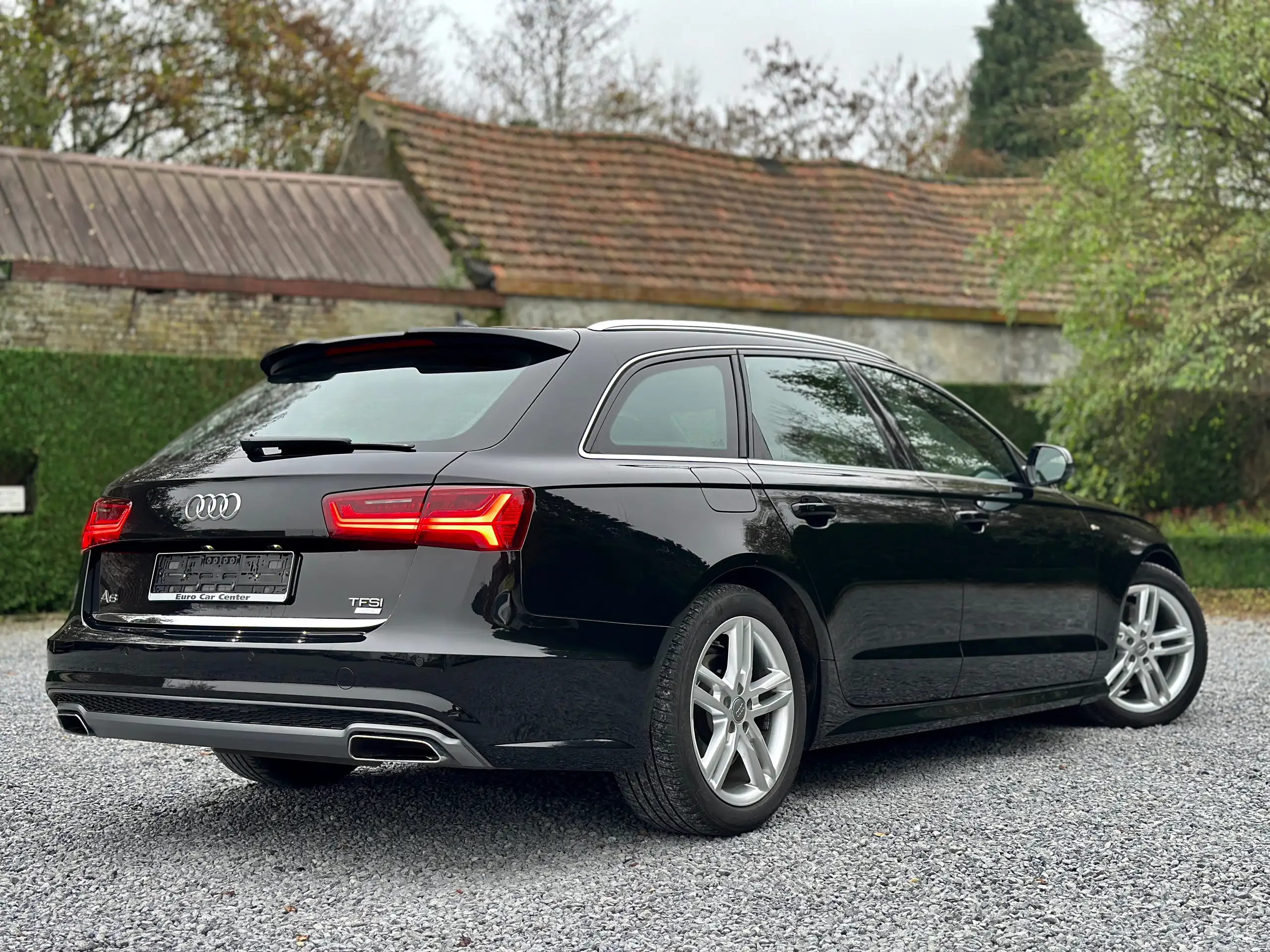 Audi - A6