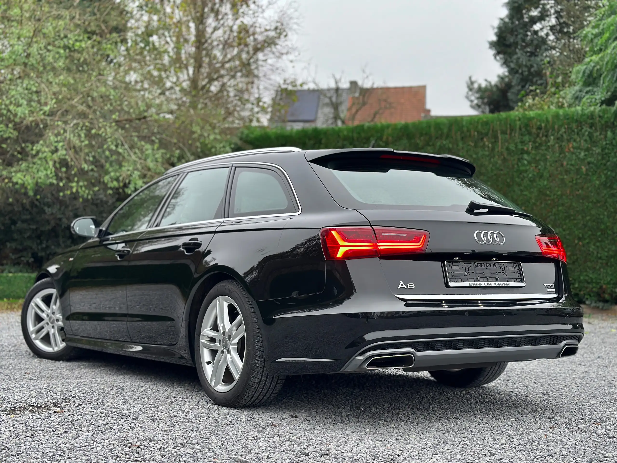 Audi - A6