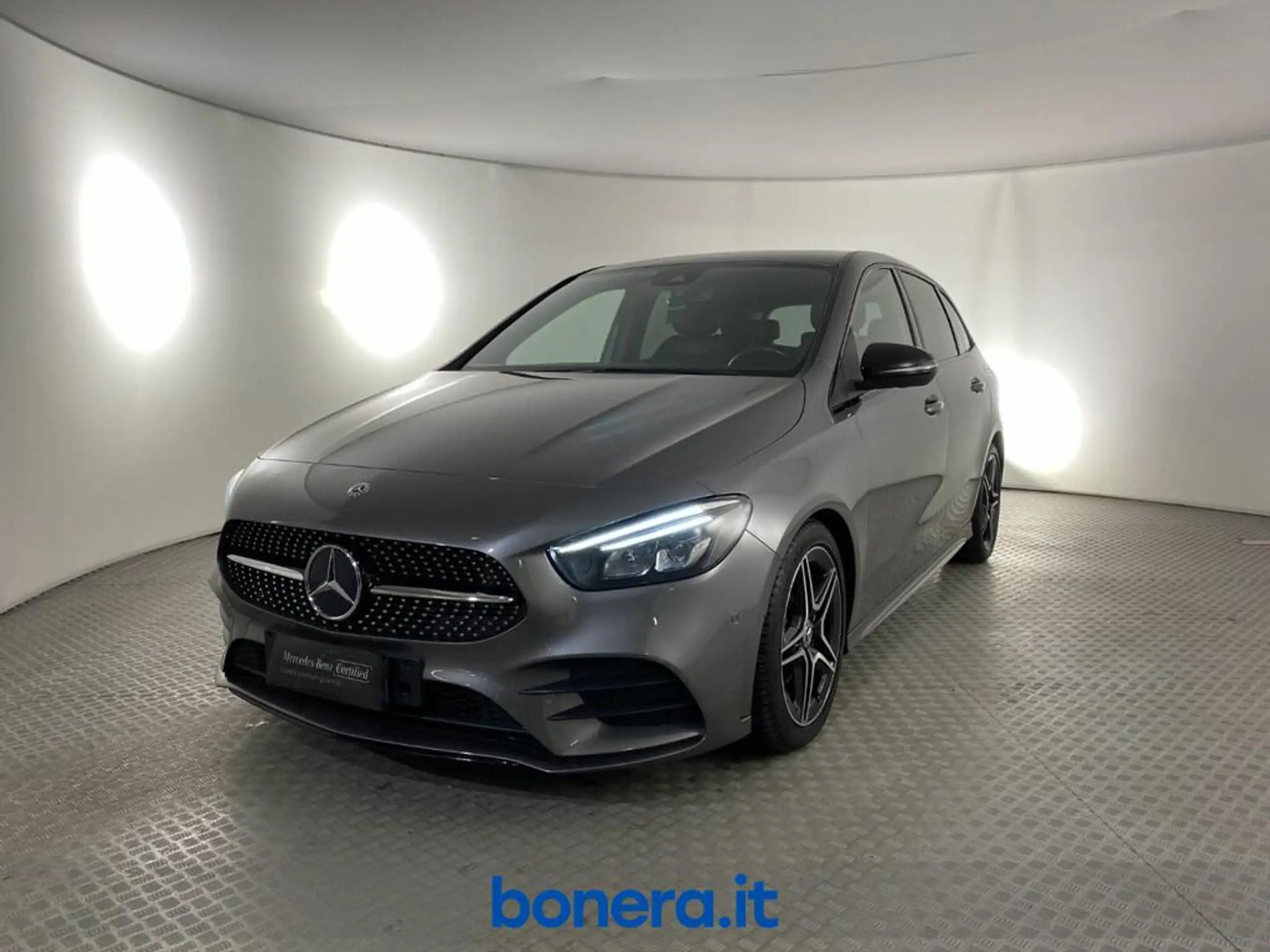 Mercedes-Benz B 180 2020