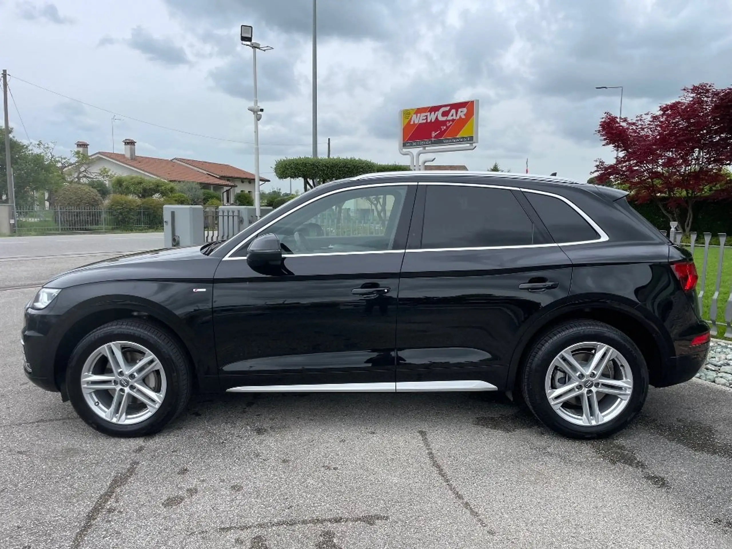 Audi - Q5