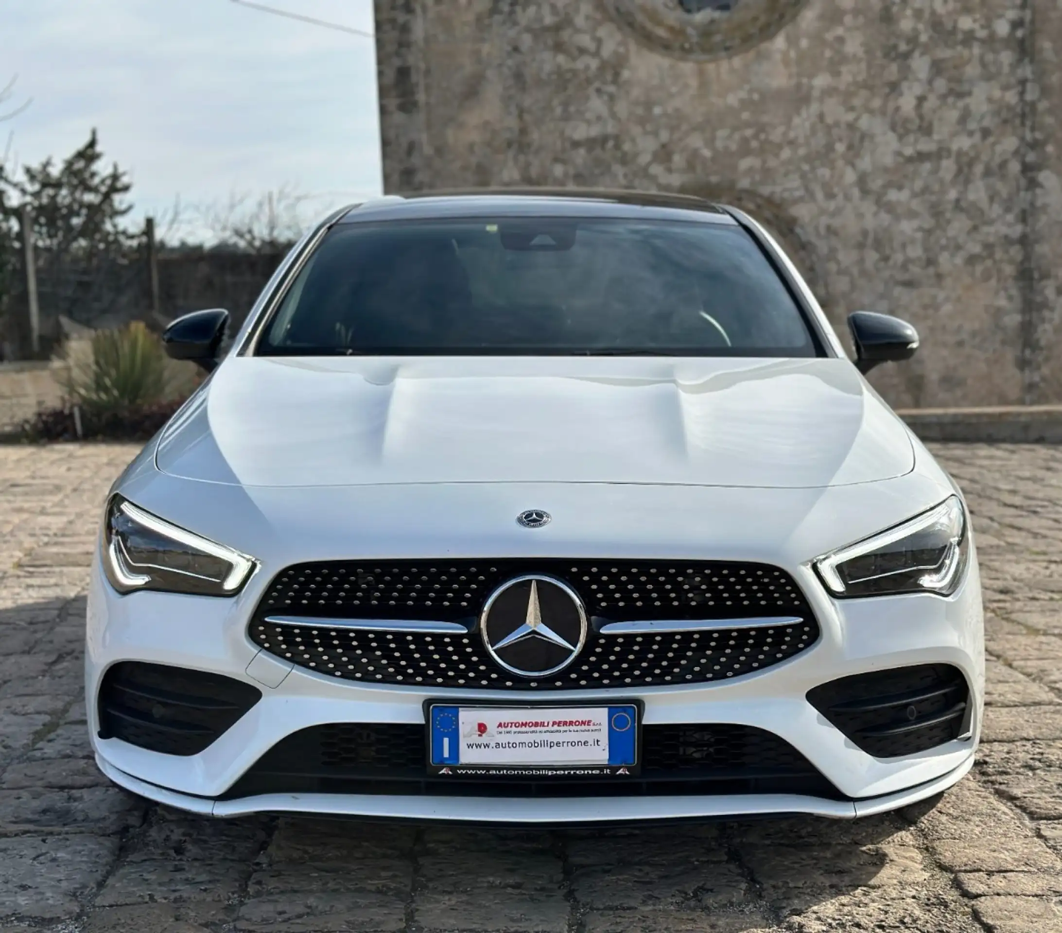 Mercedes-Benz - CLA 180