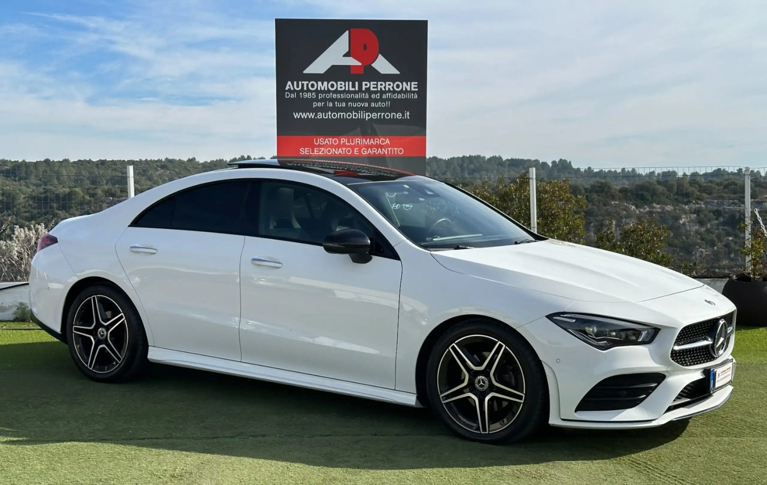 Mercedes-Benz - CLA 180