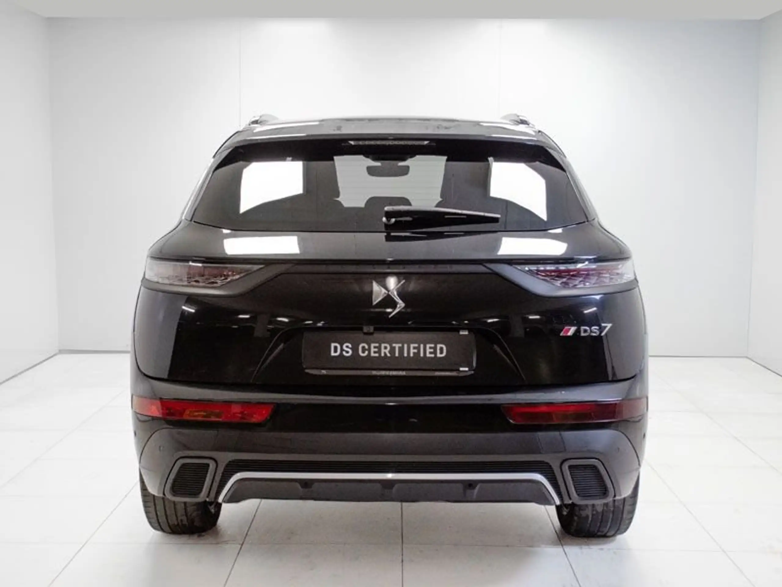 DS Automobiles - DS 7 Crossback