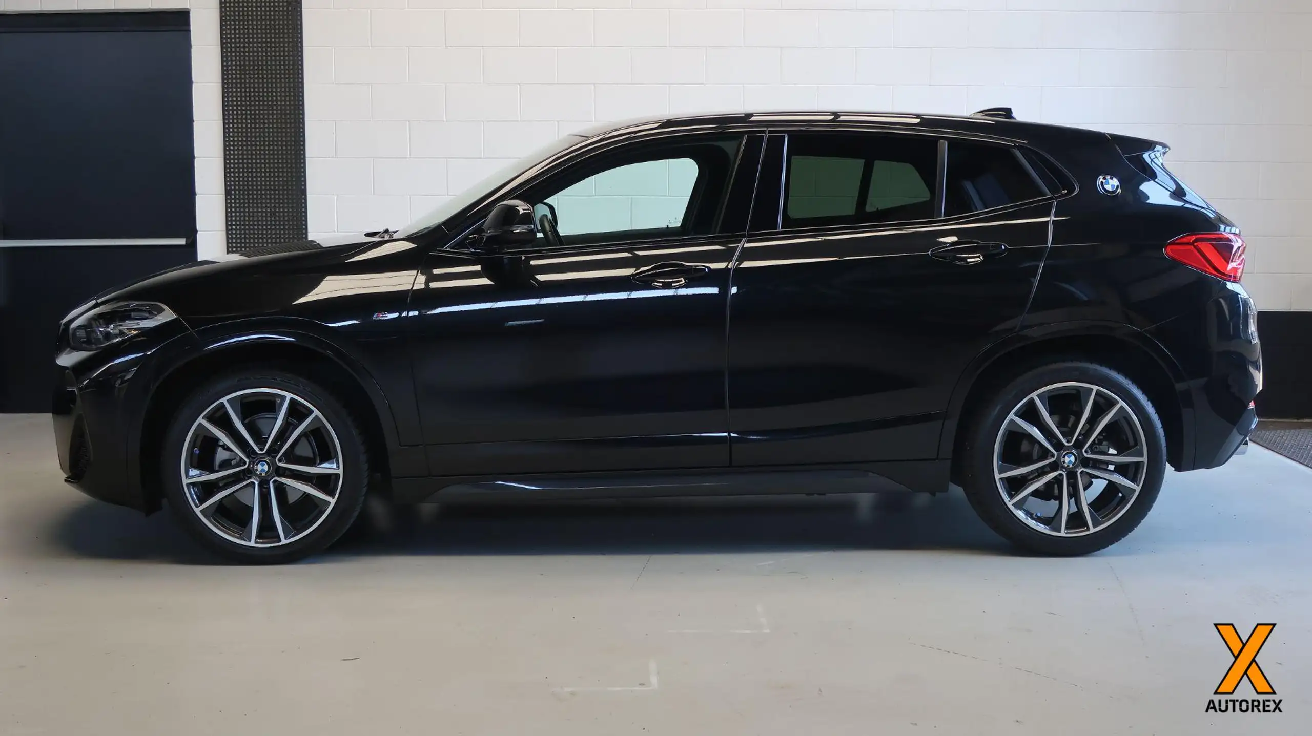 BMW - X2