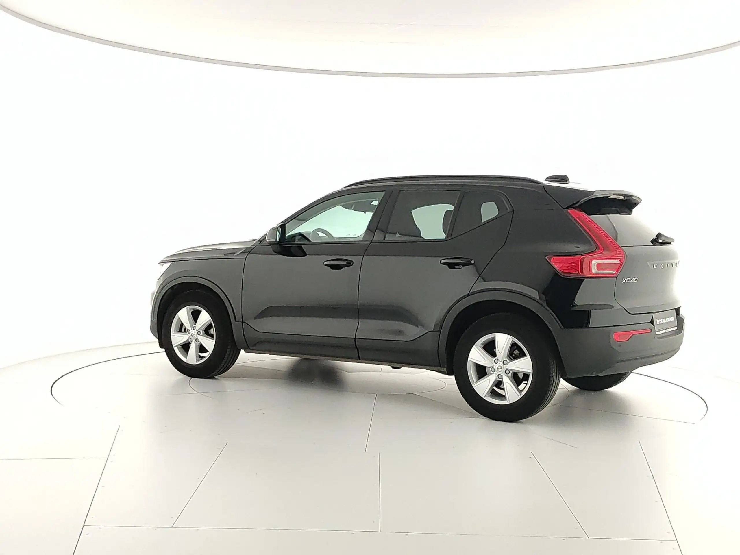 Volvo - XC40