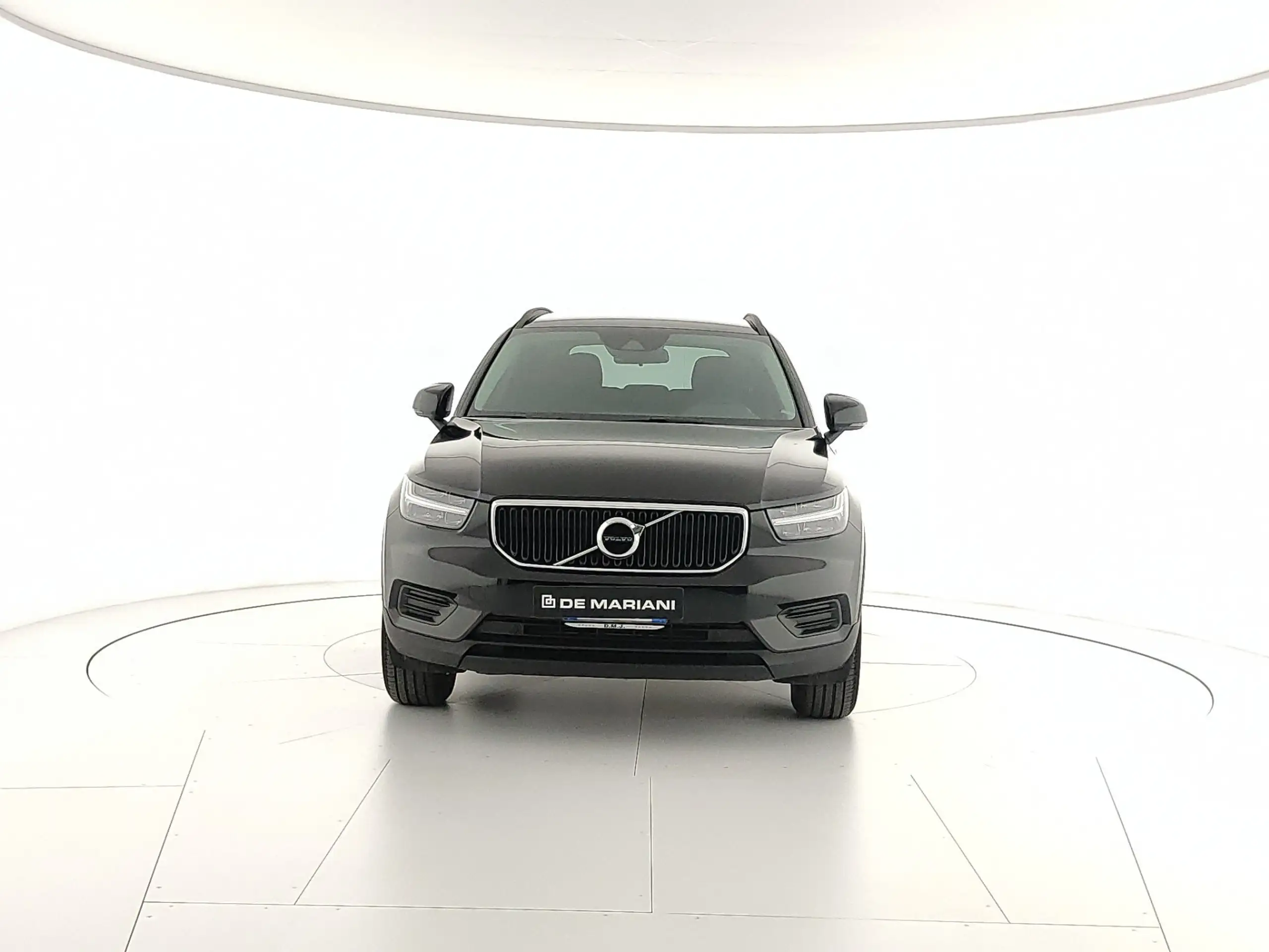 Volvo - XC40